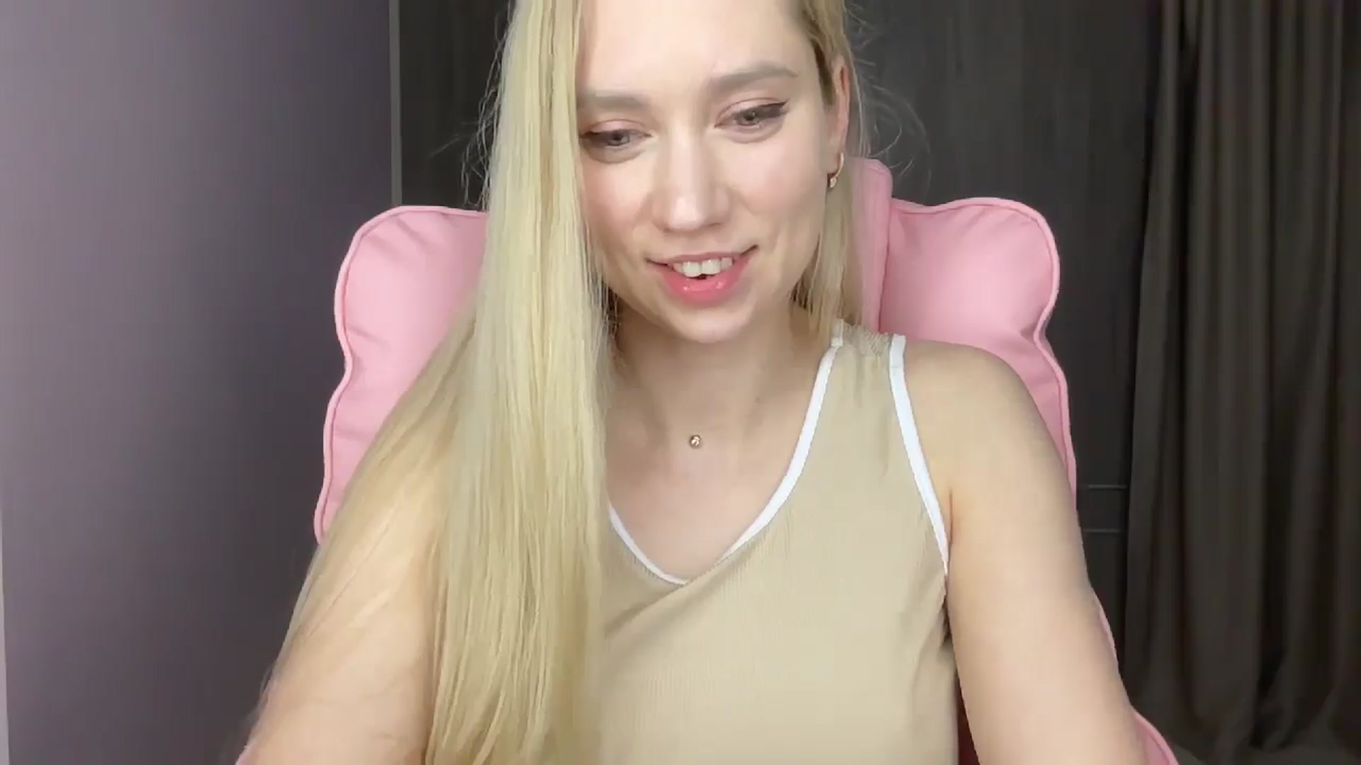 Gallery image thumbnail from Miss_Sylvia's myfreecams stream on, 05/28/2025, 20:16 image 6 of 20