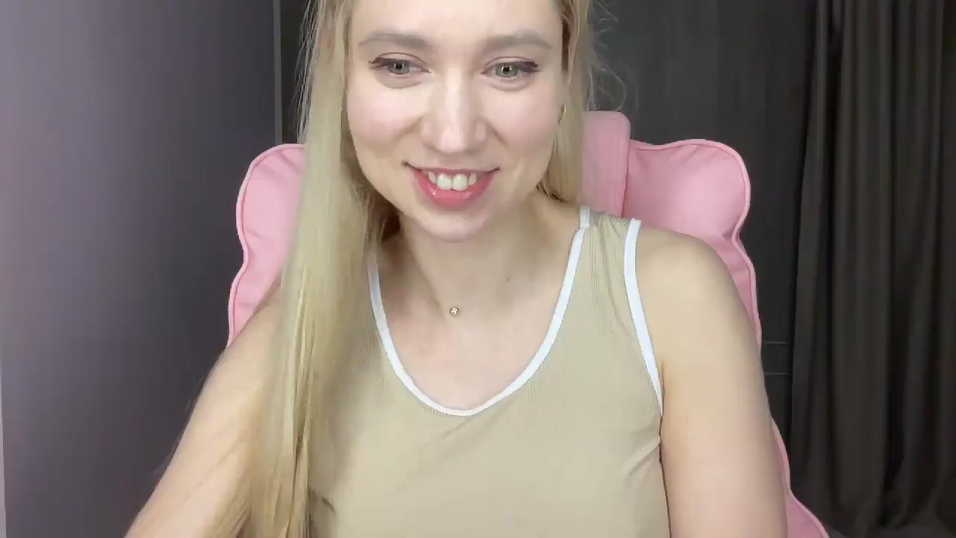 Gallery image thumbnail from Miss_Sylvia's myfreecams stream on, 05/28/2025, 20:16 image 11 of 20
