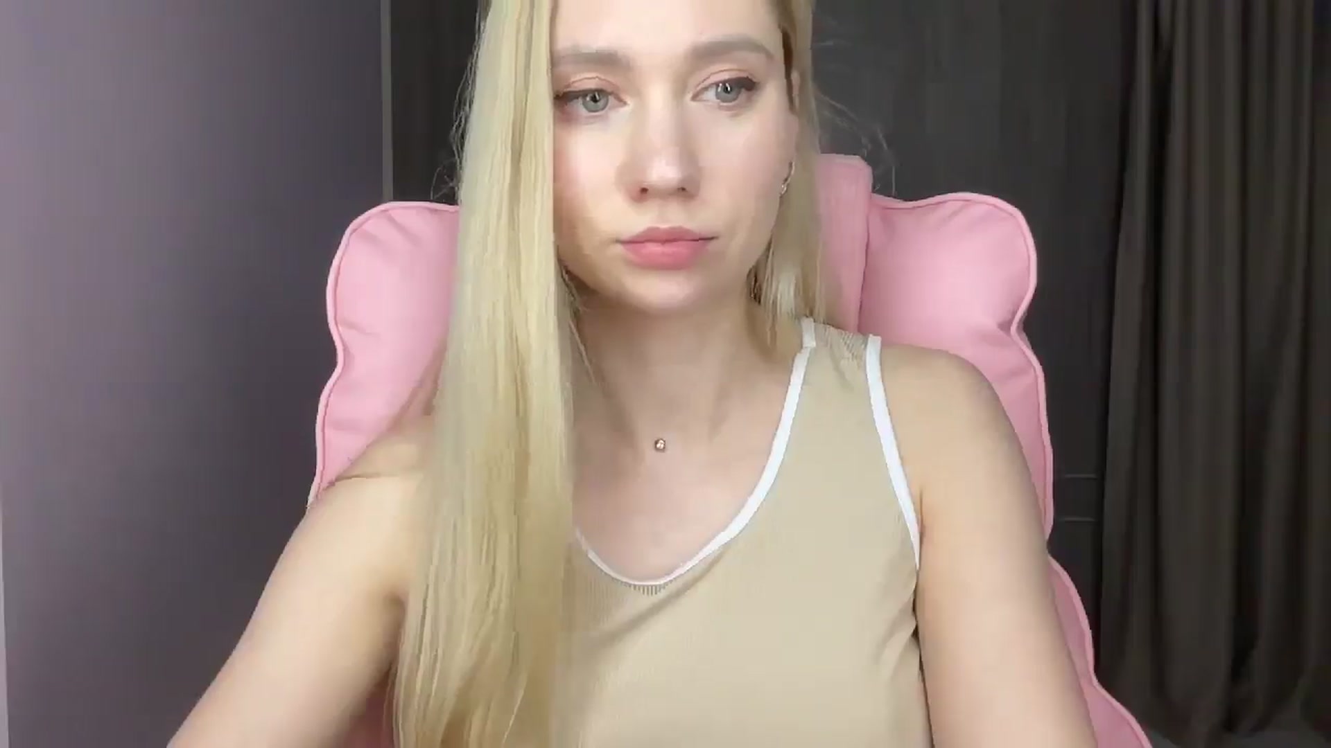 Gallery image thumbnail from Miss_Sylvia's myfreecams stream on, 05/28/2025, 20:16 image 8 of 20