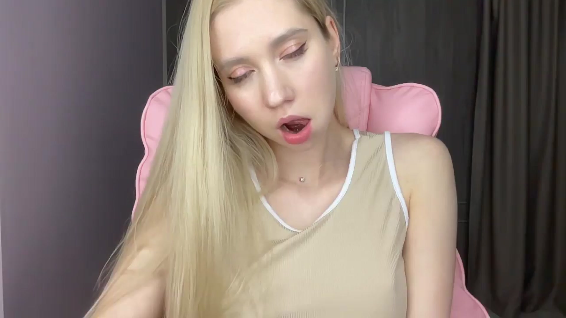 Gallery image thumbnail from Miss_Sylvia's myfreecams stream on, 05/28/2025, 20:16 image 2 of 20