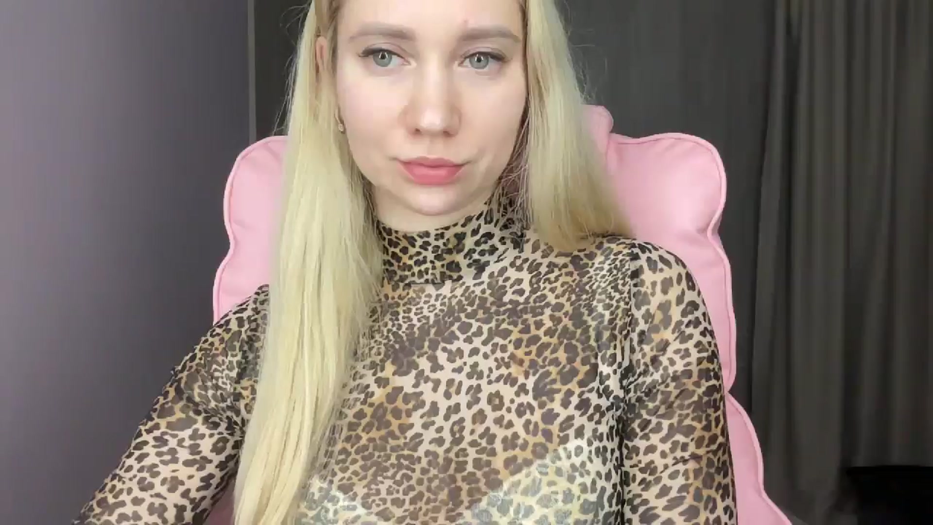 Gallery image thumbnail from Miss_Sylvia's myfreecams stream on, 05/30/2025, 19:39 image 15 of 20