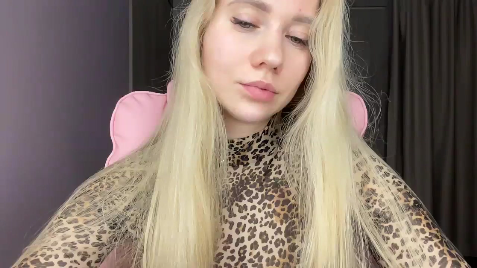 Gallery image thumbnail from Miss_Sylvia's myfreecams stream on, 05/30/2025, 21:30 image 17 of 20