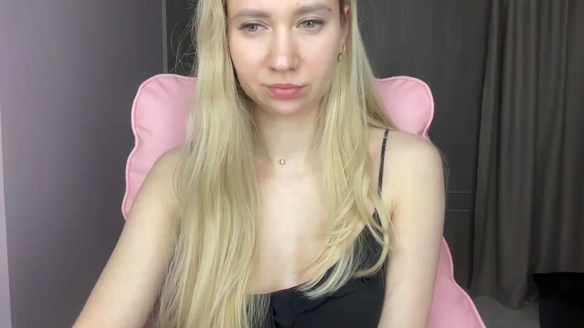 Gallery image thumbnail from Miss_Sylvia's myfreecams stream on, 05/31/2025, 20:42 image 20 of 20