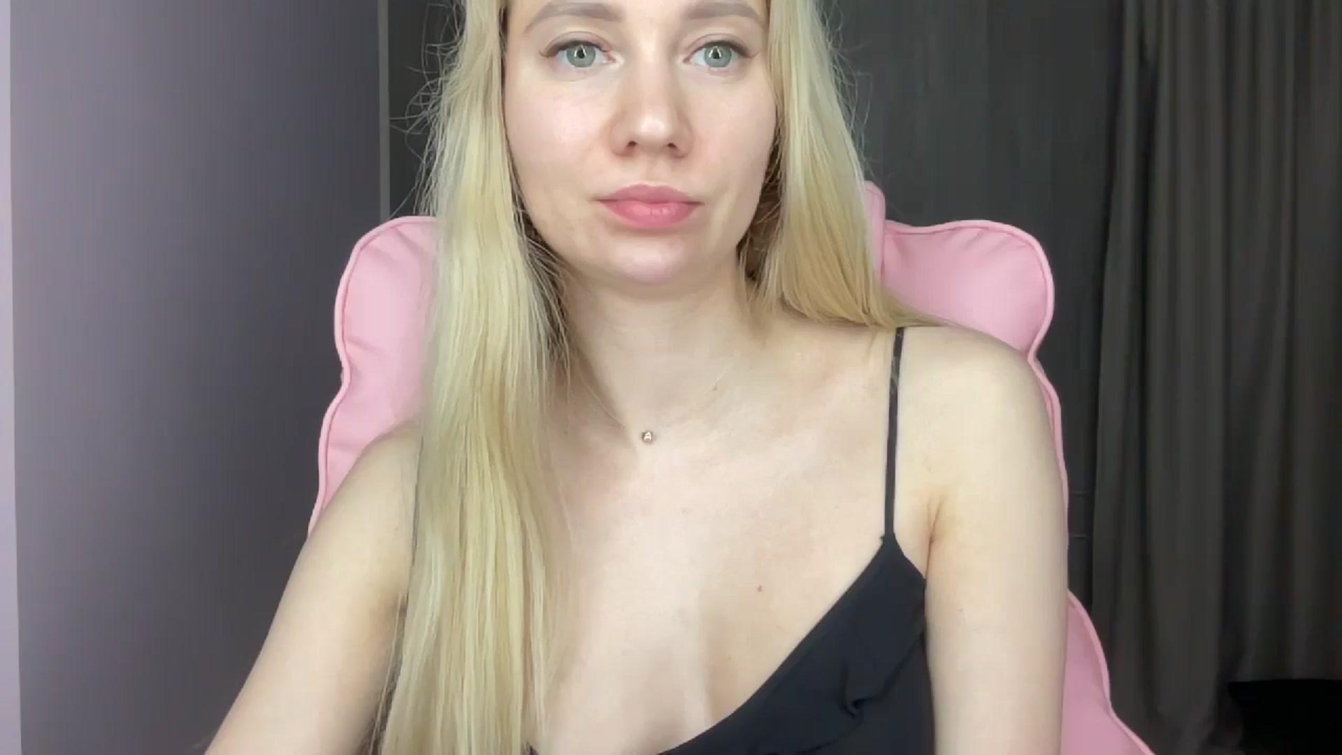 Gallery image thumbnail from Miss_Sylvia's myfreecams stream on, 05/31/2025, 20:42 image 19 of 20