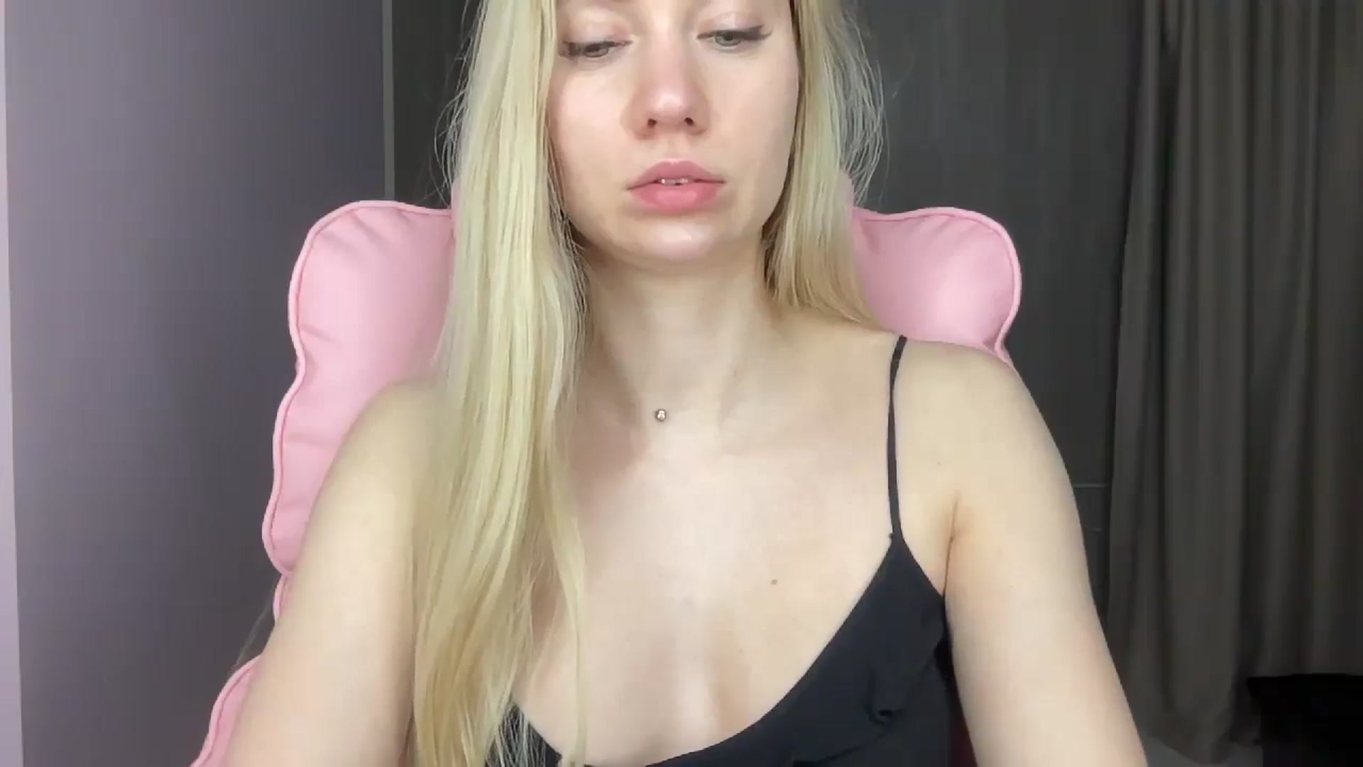 Gallery image thumbnail from Miss_Sylvia's myfreecams stream on, 05/31/2025, 21:52 image 16 of 20
