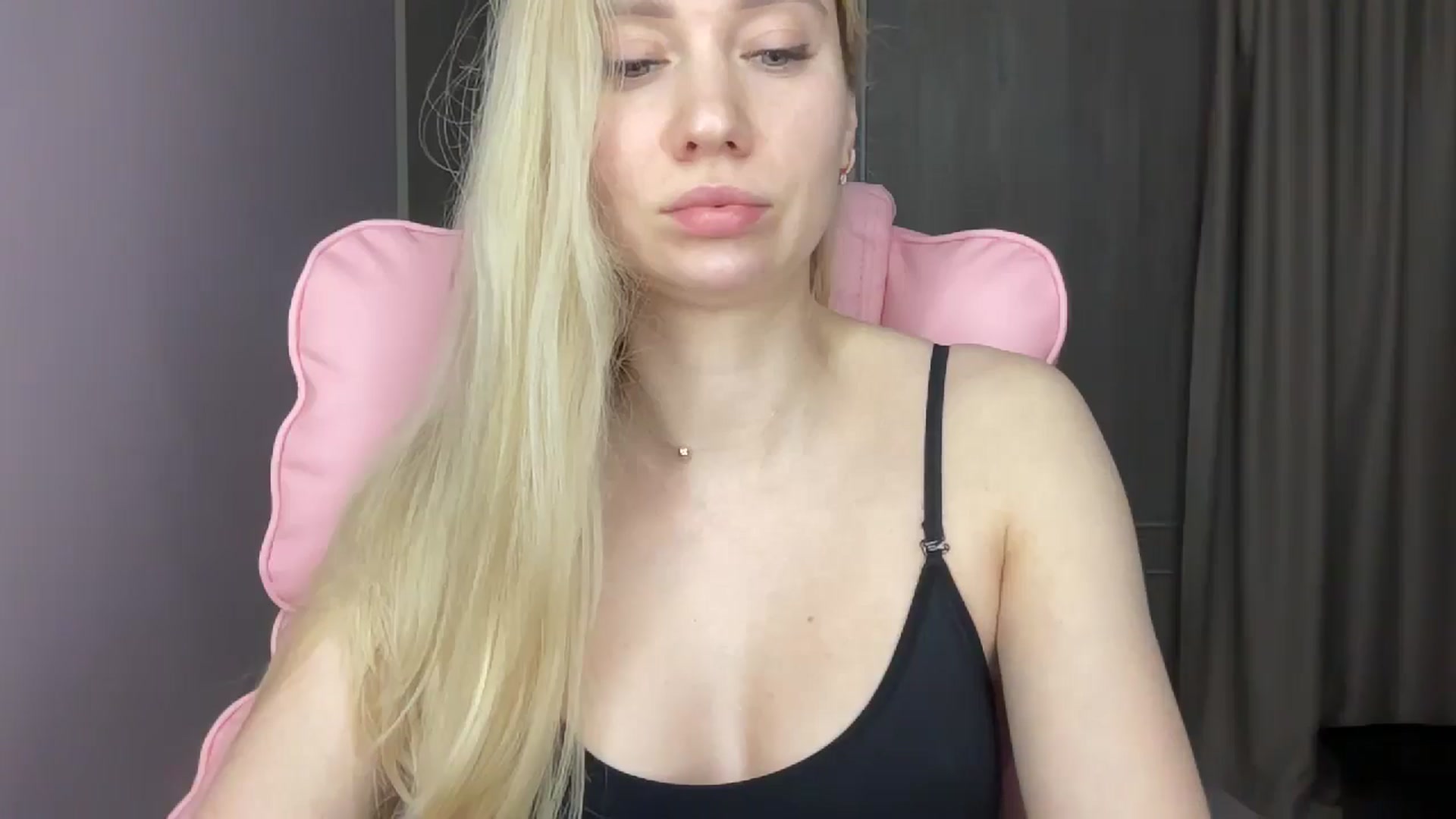 Gallery image thumbnail from Miss_Sylvia's myfreecams stream on, 06/01/2025, 19:05 image 14 of 20