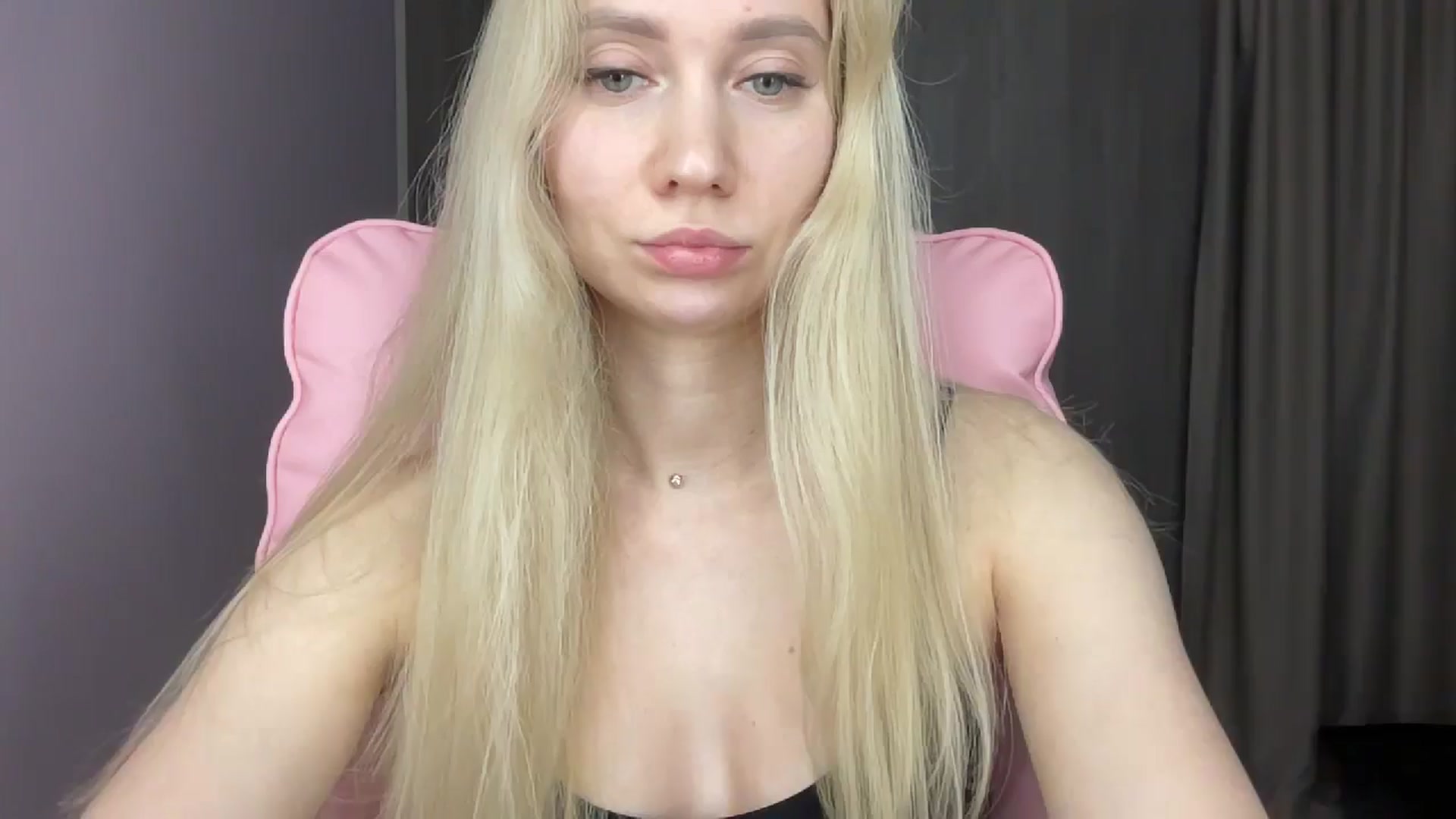 Gallery image thumbnail from Miss_Sylvia's myfreecams stream on, 06/01/2025, 19:05 image 19 of 20