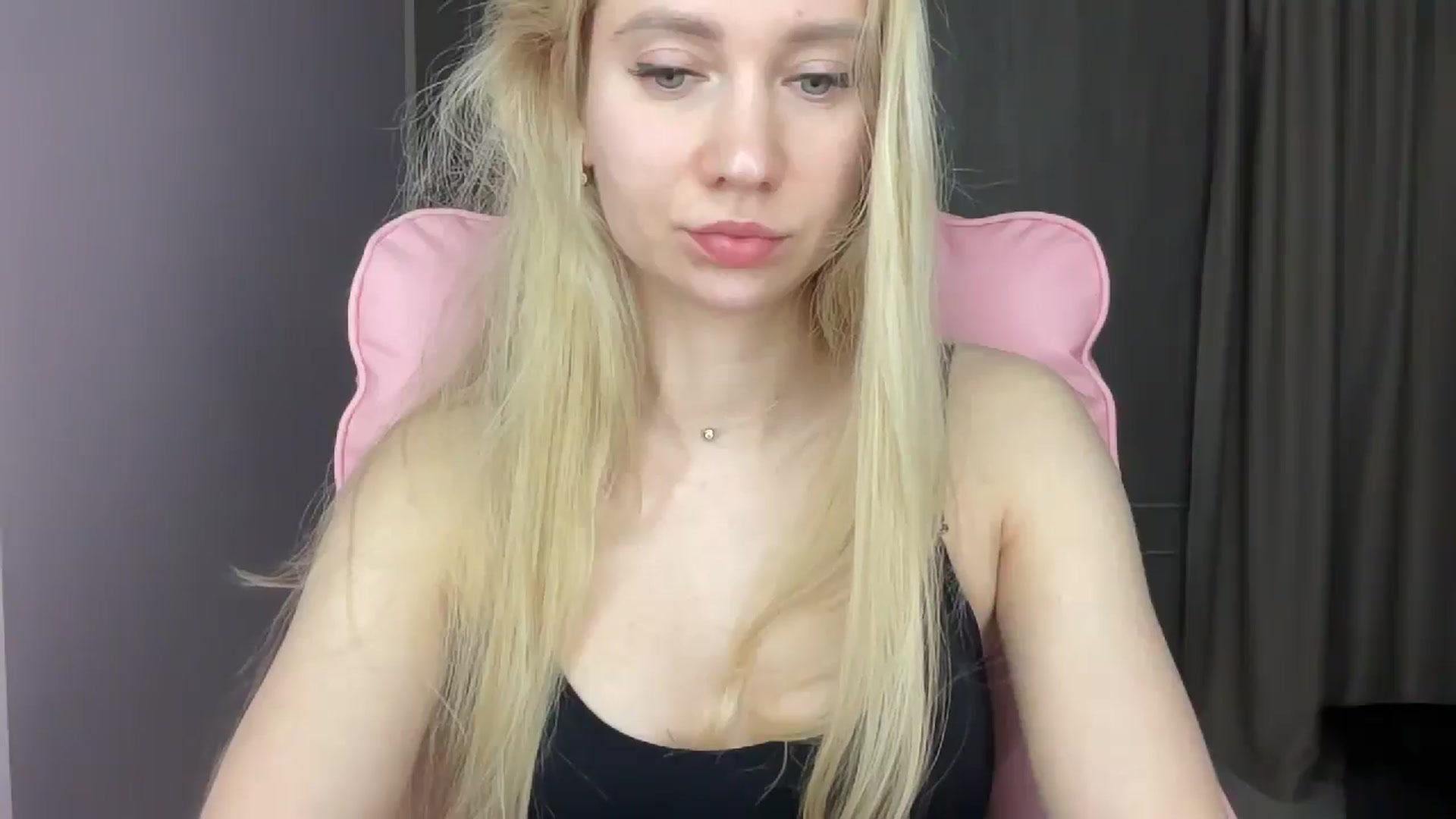 Gallery image thumbnail from Miss_Sylvia's myfreecams stream on, 06/01/2025, 20:22 image 19 of 20