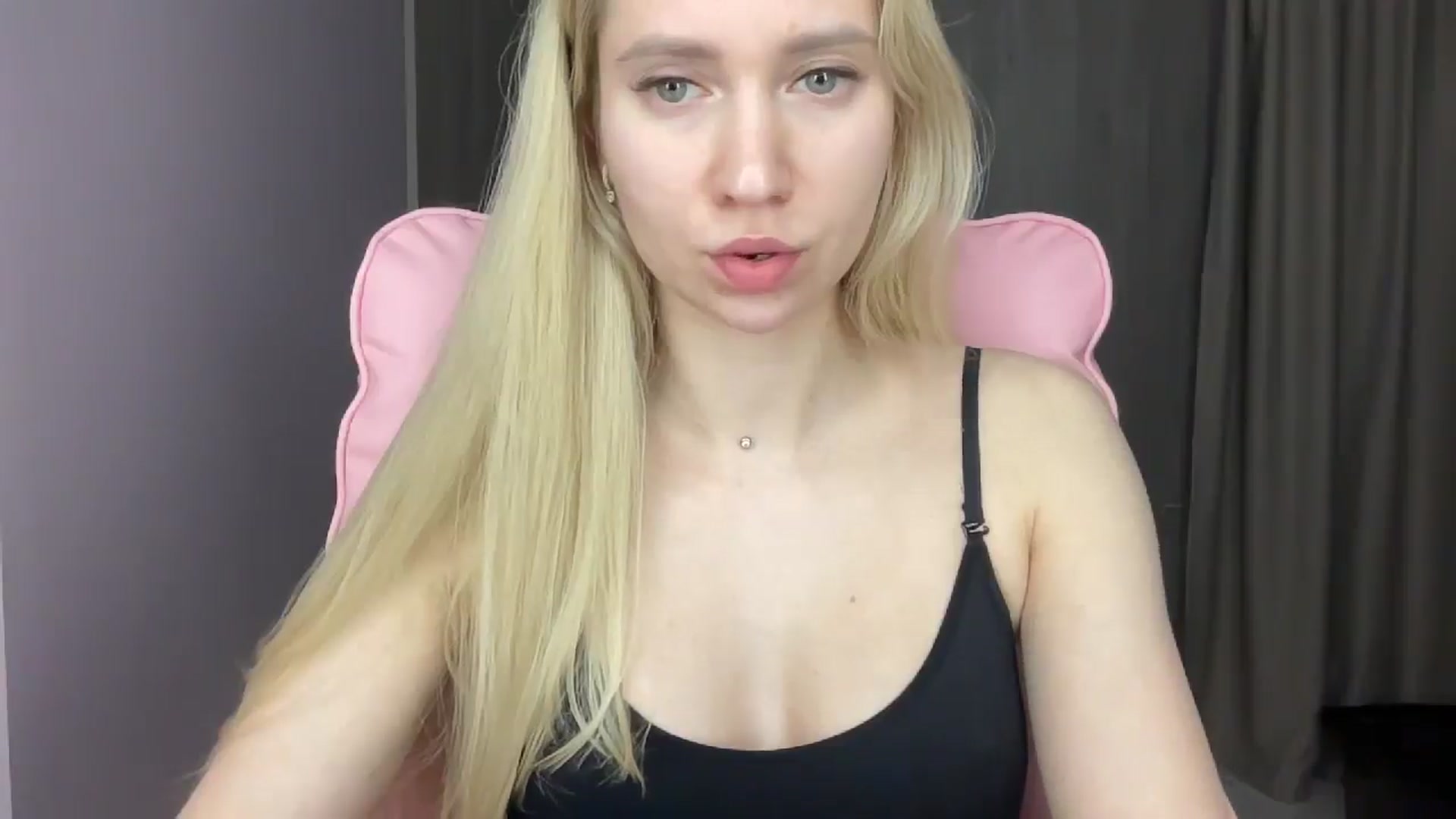 Gallery image thumbnail from Miss_Sylvia's myfreecams stream on, 06/01/2025, 20:22 image 16 of 20