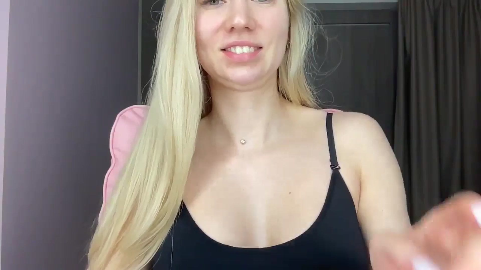 Gallery image thumbnail from Miss_Sylvia's myfreecams stream on, 06/01/2025, 20:22 image 4 of 20