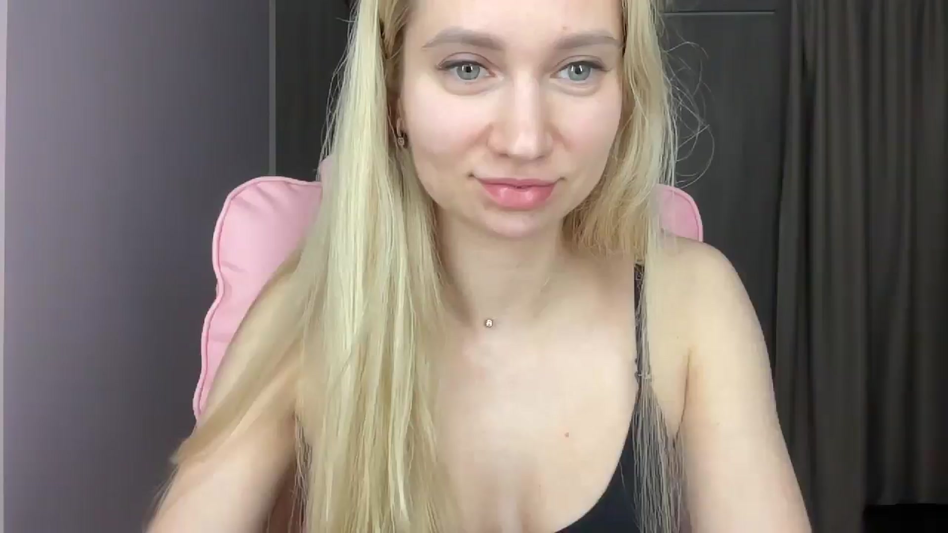 Gallery image thumbnail from Miss_Sylvia's myfreecams stream on, 06/01/2025, 20:22 image 7 of 20