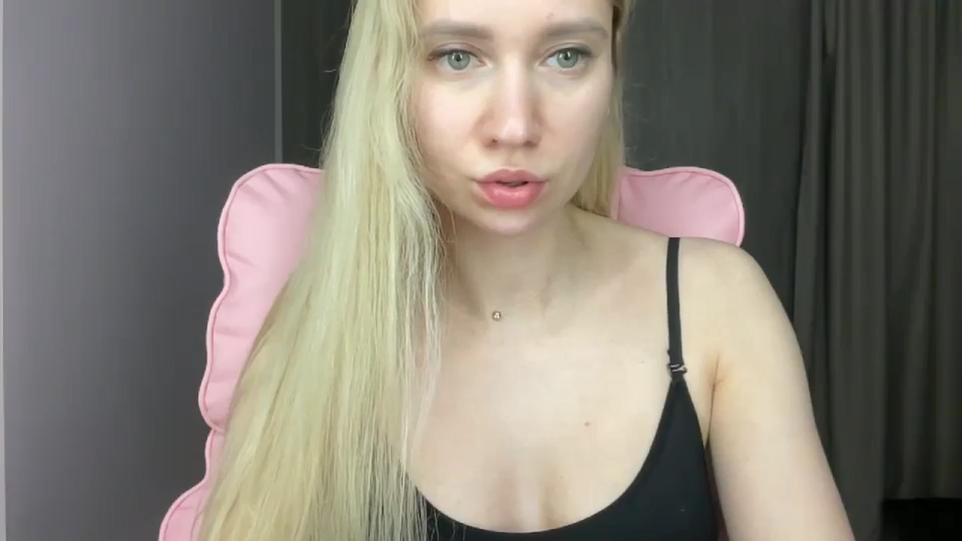 Gallery image thumbnail from Miss_Sylvia's myfreecams stream on, 06/01/2025, 22:03 image 6 of 20