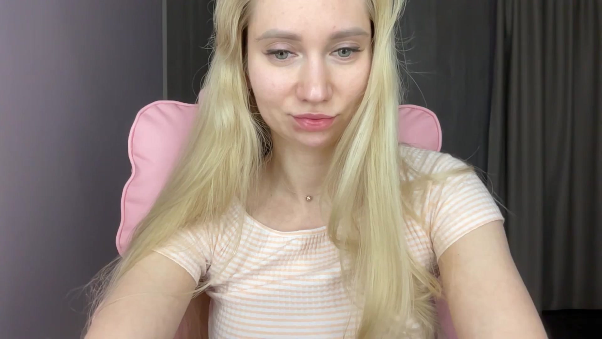 Gallery image thumbnail from Miss_Sylvia's myfreecams stream on, 06/02/2025, 18:37 image 3 of 20