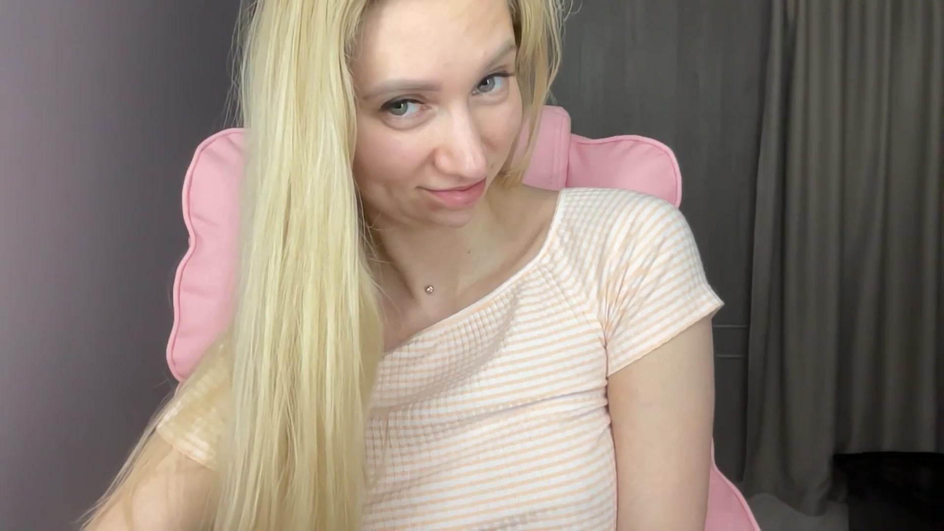 Gallery image thumbnail from Miss_Sylvia's myfreecams stream on, 06/02/2025, 19:23 image 20 of 20
