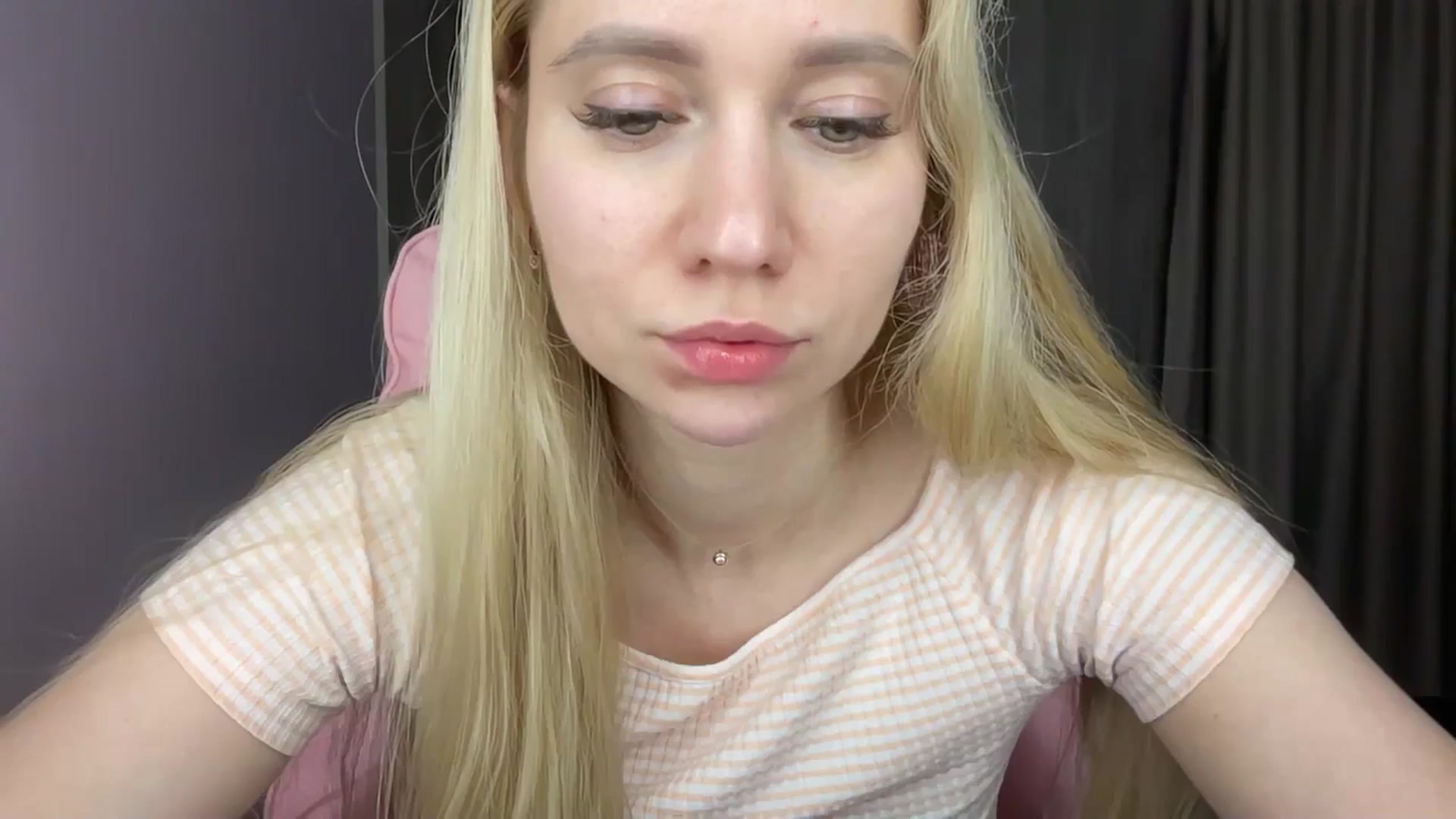 Gallery image thumbnail from Miss_Sylvia's myfreecams stream on, 06/02/2025, 19:23 image 16 of 20