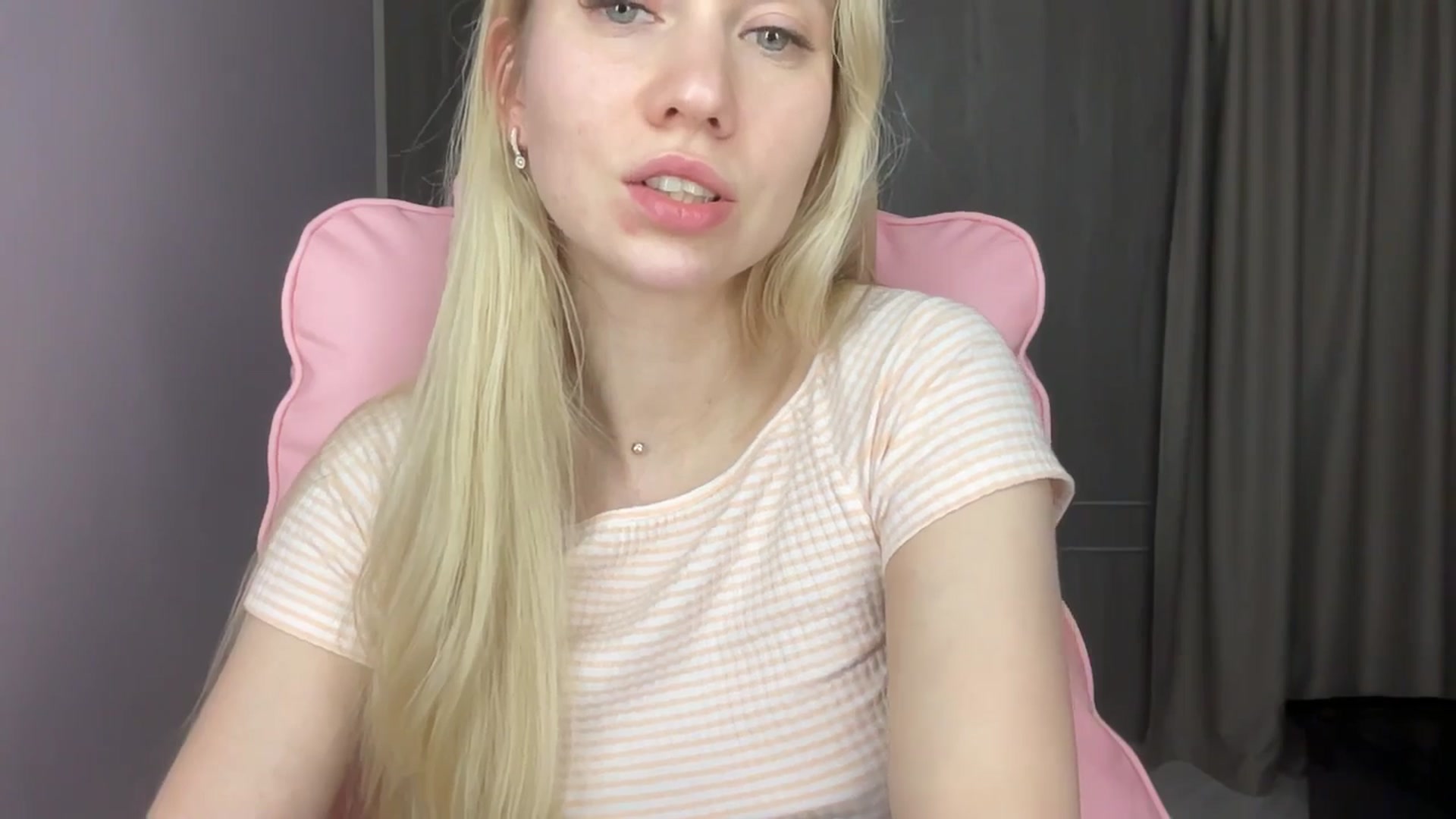 Gallery image thumbnail from Miss_Sylvia's myfreecams stream on, 06/02/2025, 19:23 image 7 of 20