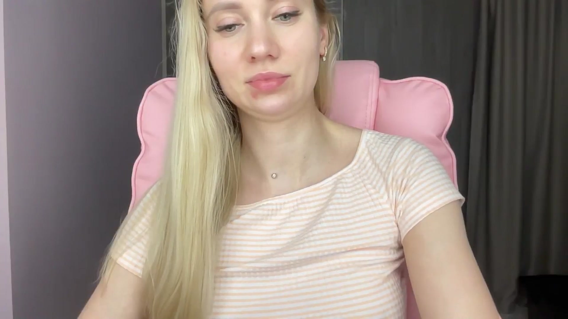 Gallery image thumbnail from Miss_Sylvia's myfreecams stream on, 06/02/2025, 20:41 image 12 of 20