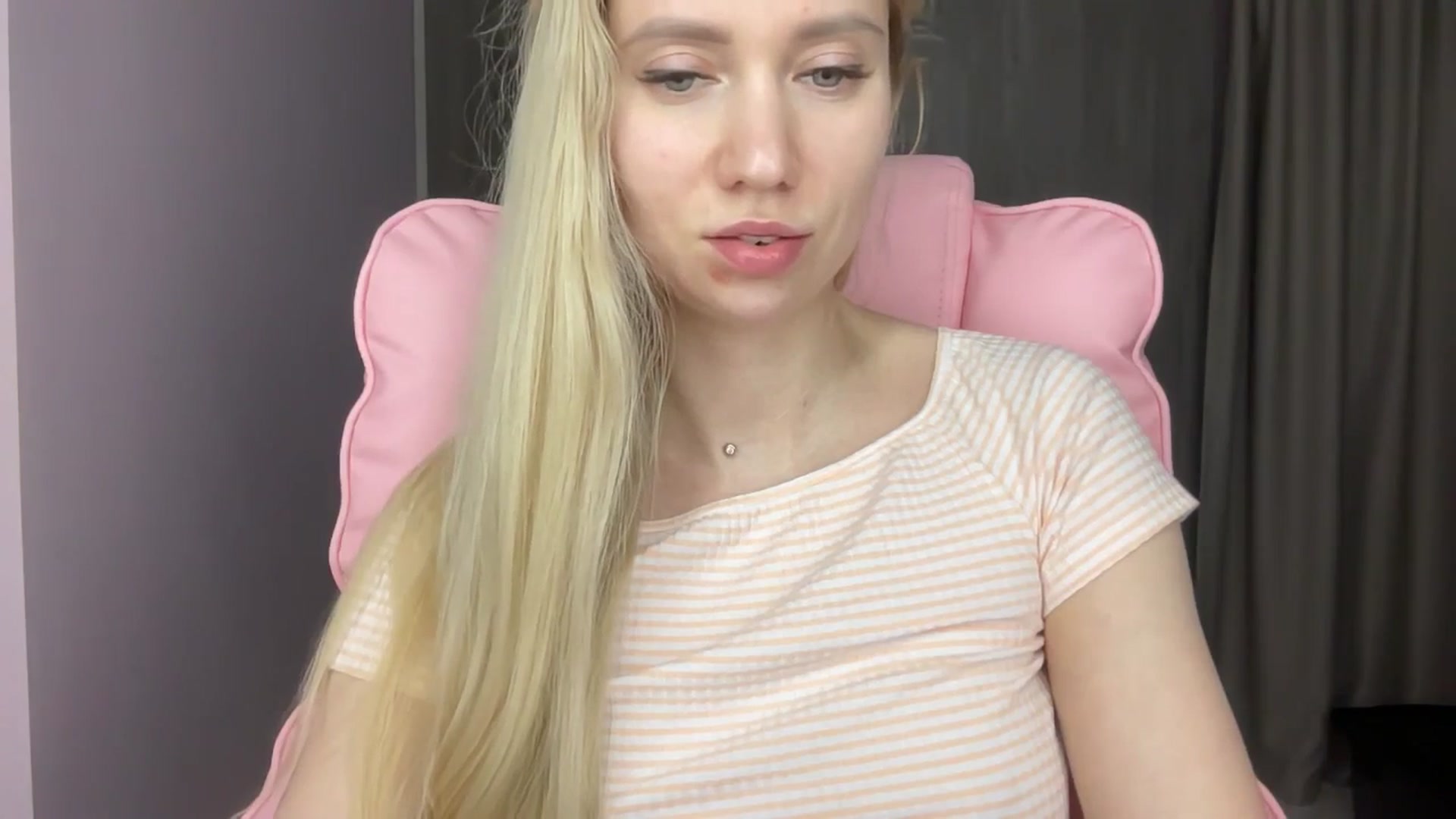 Gallery image thumbnail from Miss_Sylvia's myfreecams stream on, 06/02/2025, 20:41 image 11 of 20