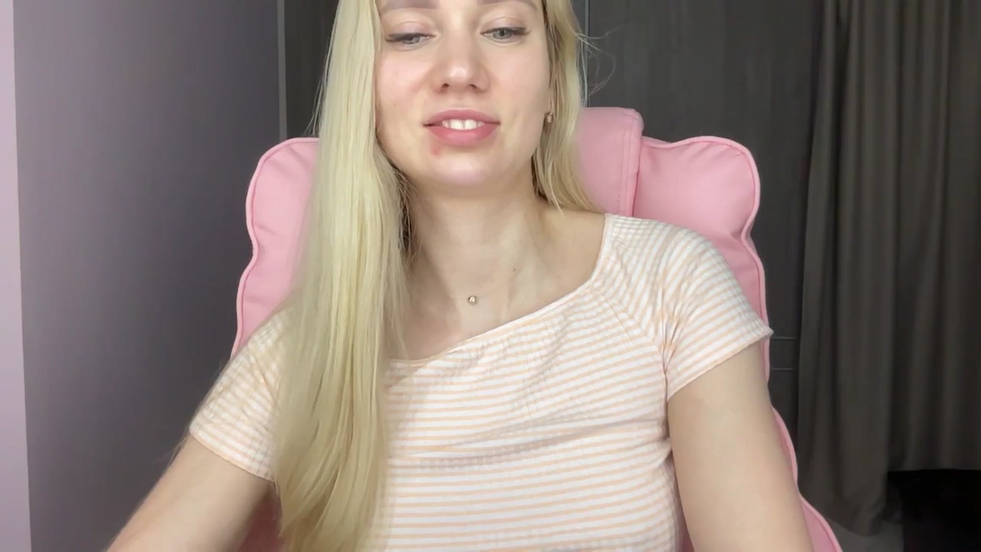 Gallery image thumbnail from Miss_Sylvia's myfreecams stream on, 06/02/2025, 21:53 image 11 of 20