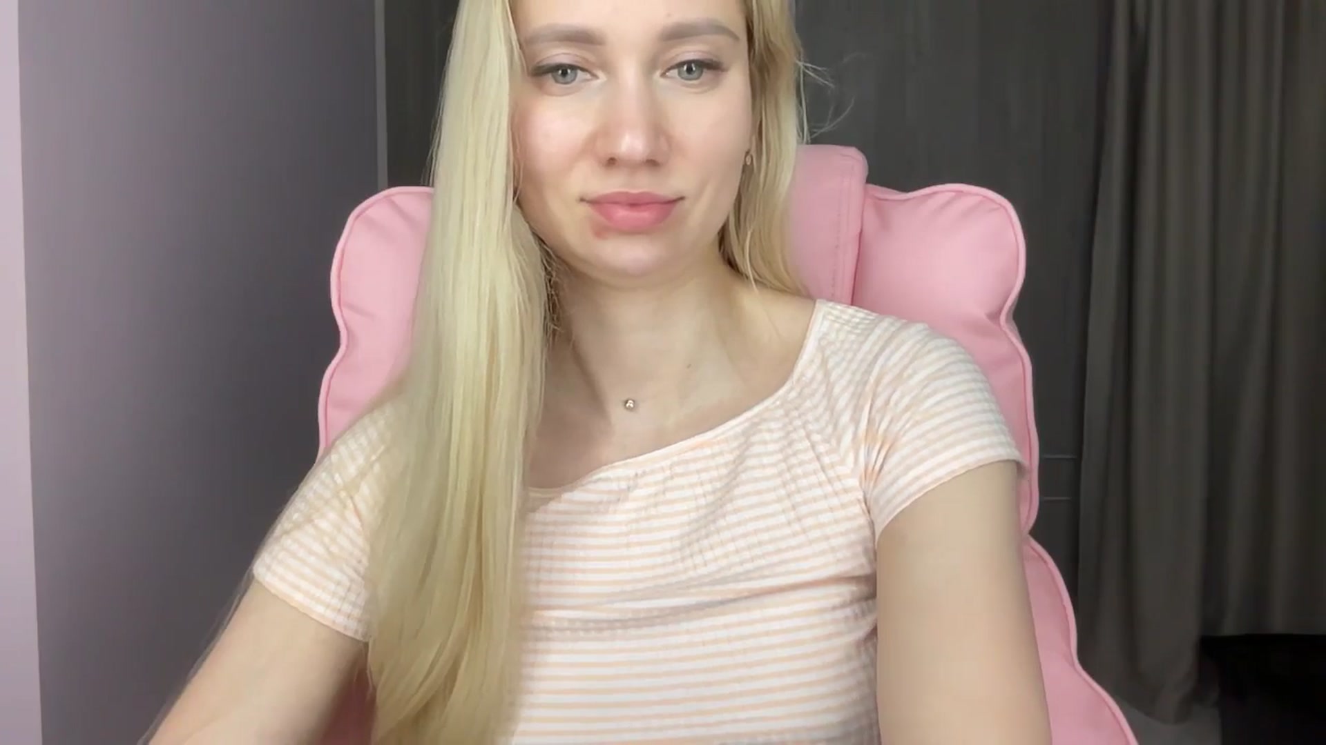 Gallery image thumbnail from Miss_Sylvia's myfreecams stream on, 06/02/2025, 21:53 image 10 of 20