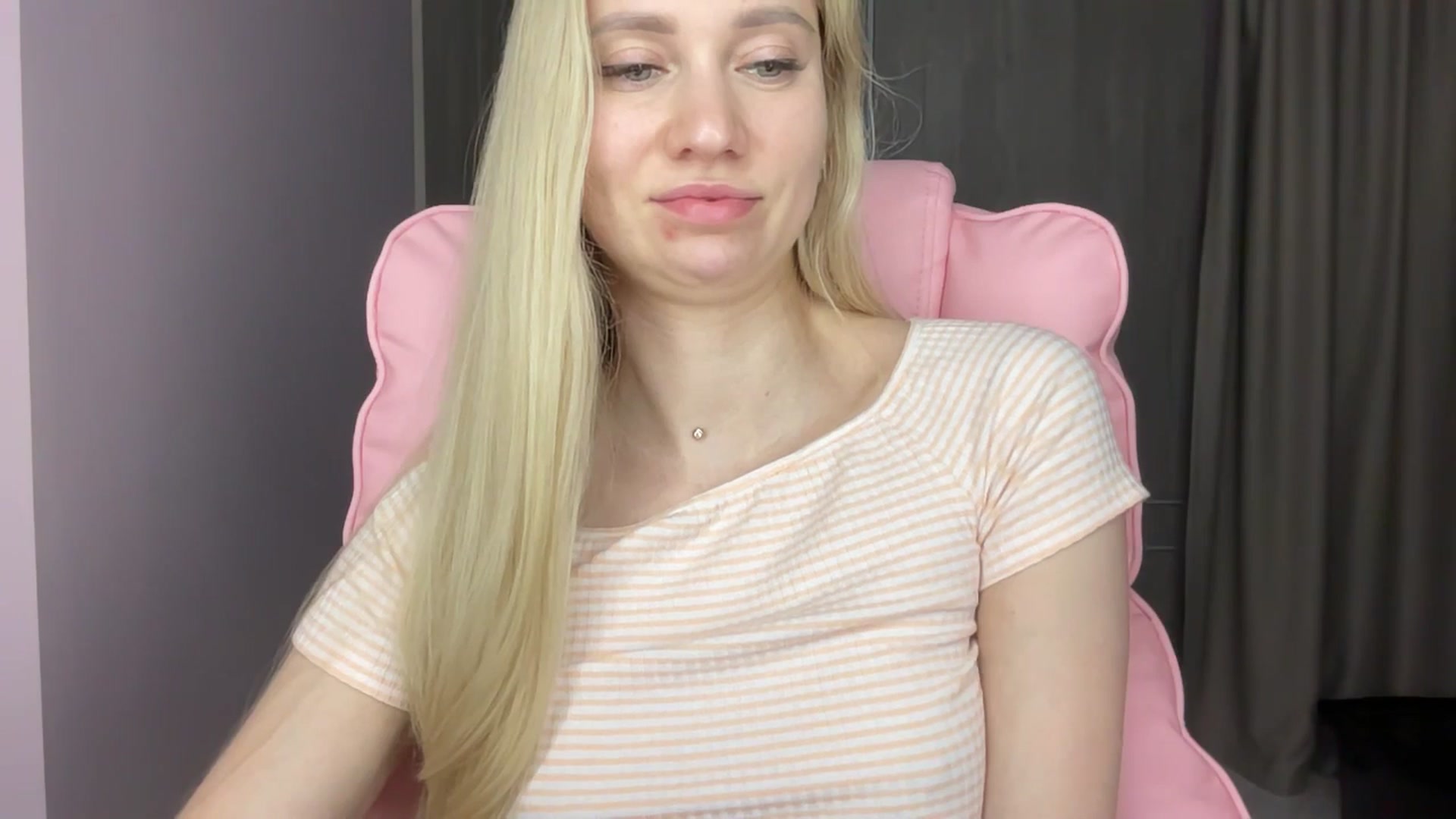 Gallery image thumbnail from Miss_Sylvia's myfreecams stream on, 06/02/2025, 21:53 image 12 of 20