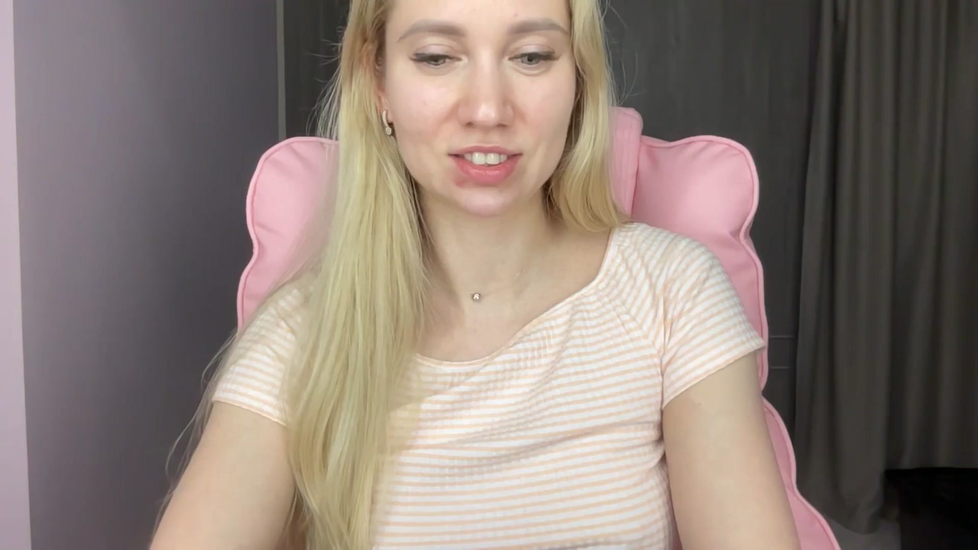 Gallery image thumbnail from Miss_Sylvia's myfreecams stream on, 06/02/2025, 21:53 image 17 of 20