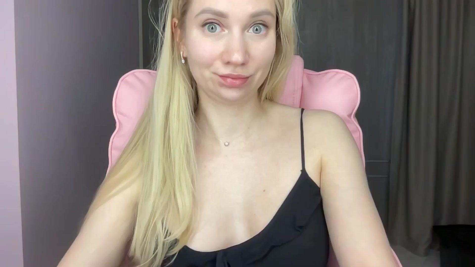 Gallery image thumbnail from Miss_Sylvia's myfreecams stream on, 06/03/2025, 17:15 image 8 of 20