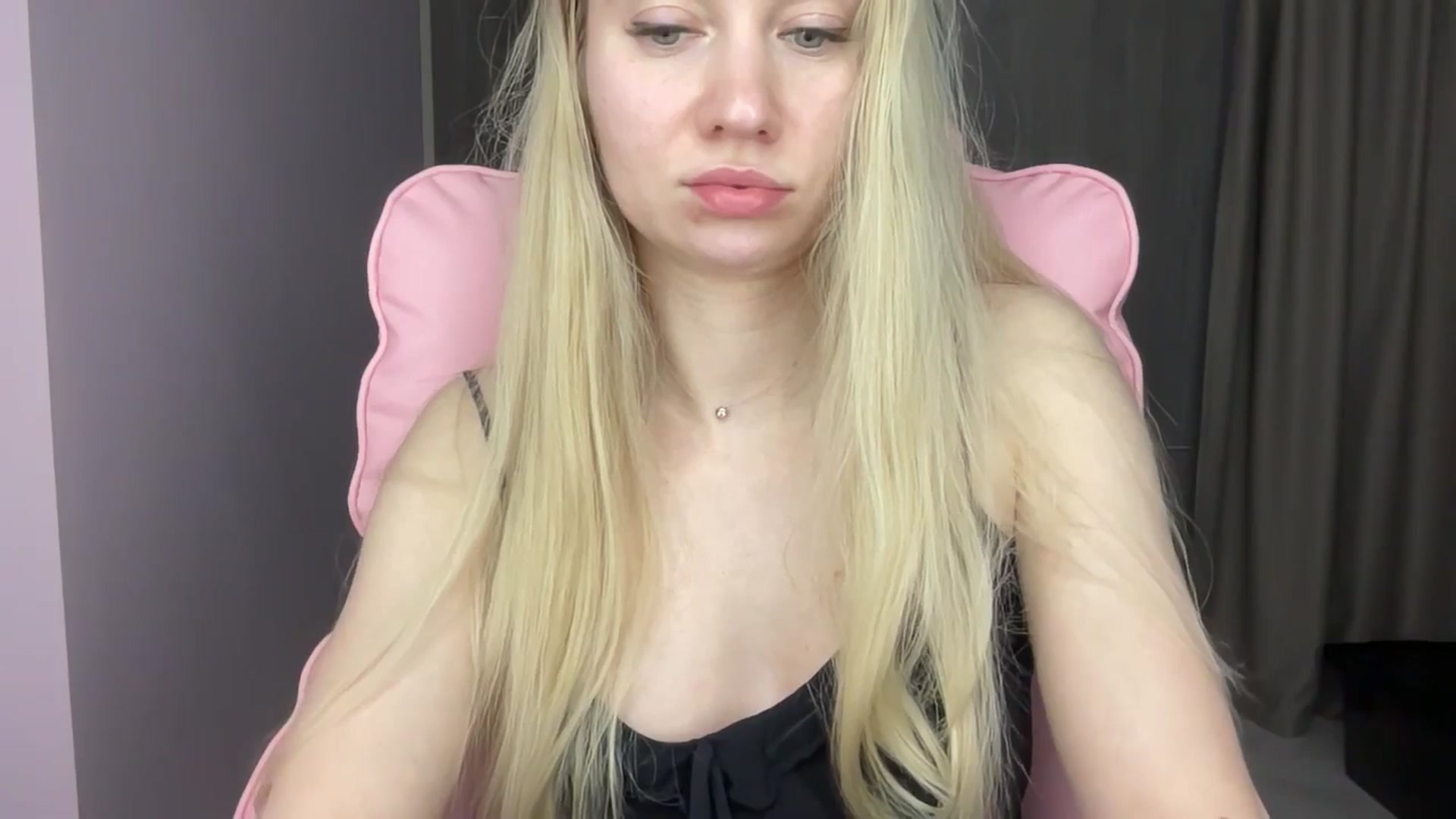 Gallery image thumbnail from Miss_Sylvia's myfreecams stream on, 06/03/2025, 17:15 image 20 of 20