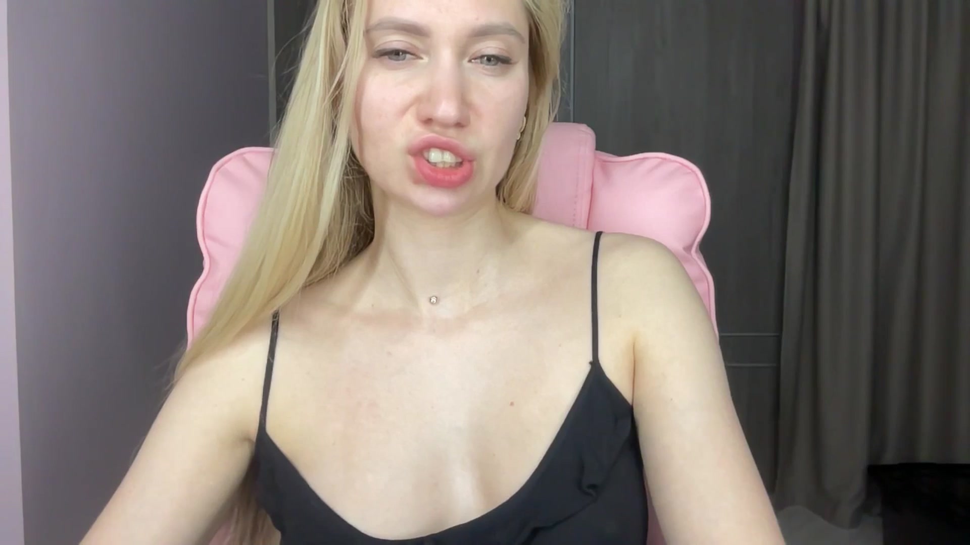 Gallery image thumbnail from Miss_Sylvia's myfreecams stream on, 06/03/2025, 20:08 image 9 of 20