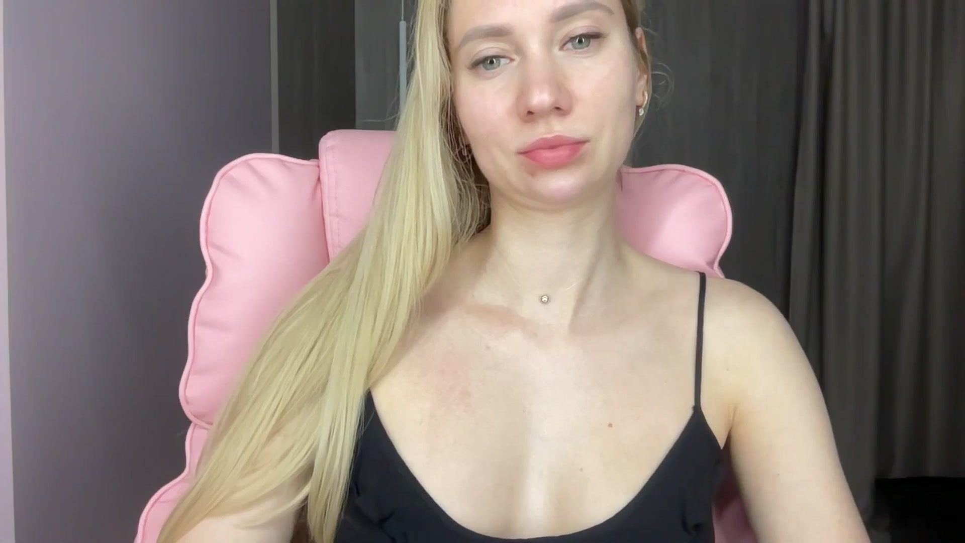 Gallery image thumbnail from Miss_Sylvia's myfreecams stream on, 06/03/2025, 20:08 image 3 of 20