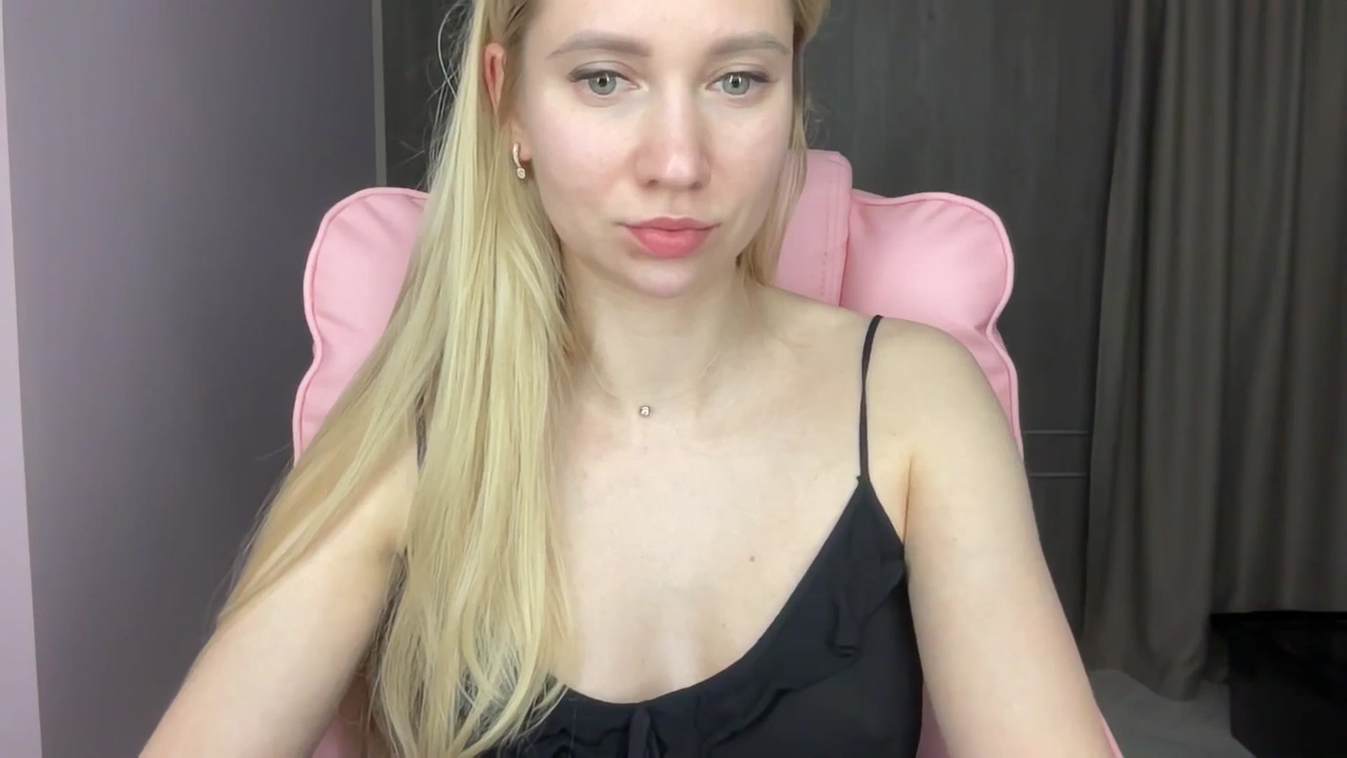 Gallery image thumbnail from Miss_Sylvia's myfreecams stream on, 06/03/2025, 20:40 image 10 of 20