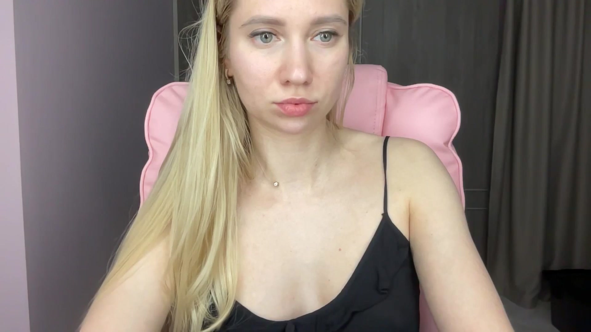 Gallery image thumbnail from Miss_Sylvia's myfreecams stream on, 06/03/2025, 20:40 image 14 of 20