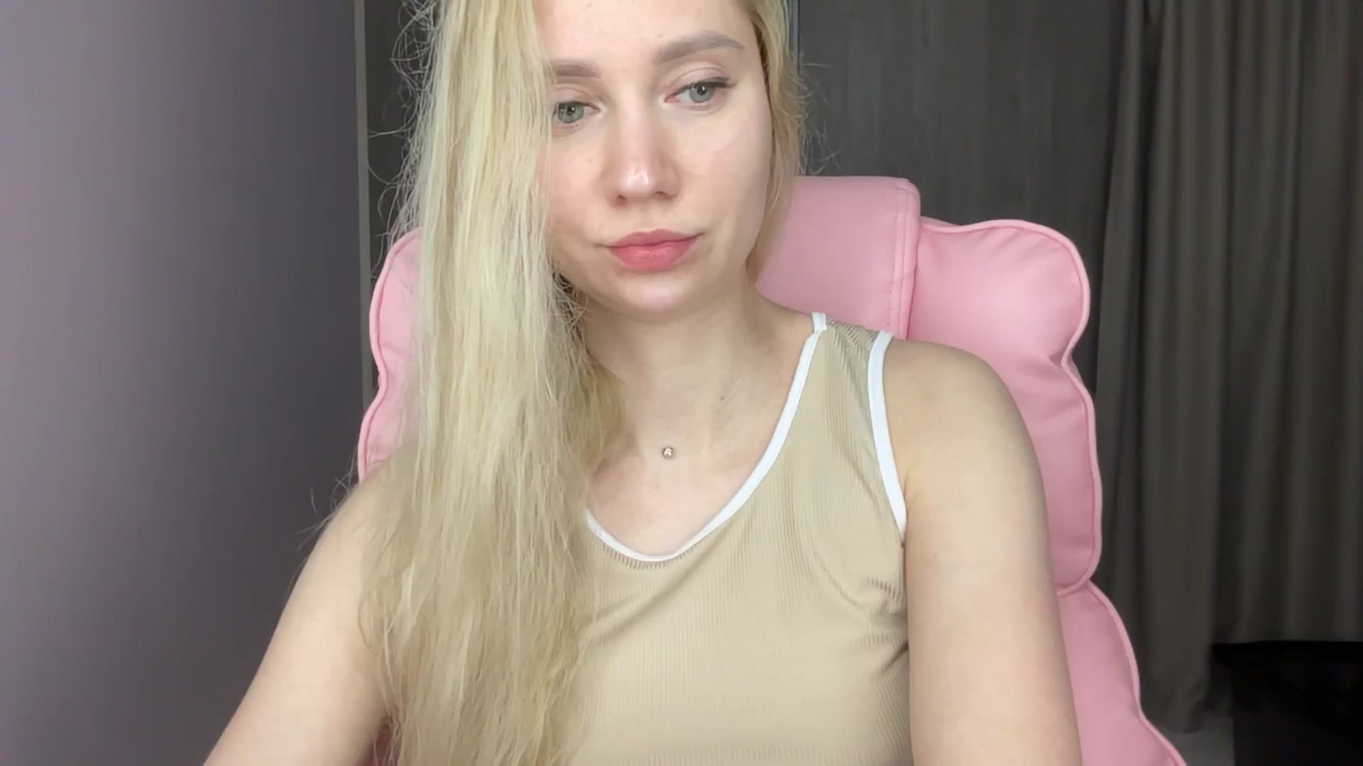Gallery image thumbnail from Miss_Sylvia's myfreecams stream on, 06/04/2025, 19:23 image 7 of 20