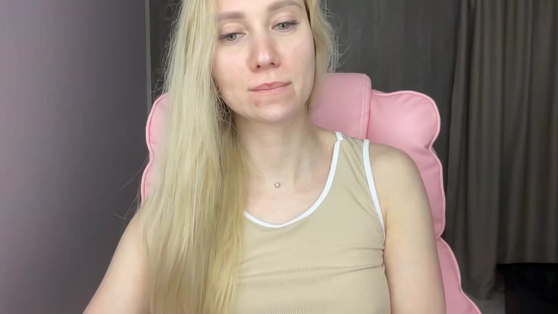 Gallery image thumbnail from Miss_Sylvia's myfreecams stream on, 06/04/2025, 19:23 image 5 of 20