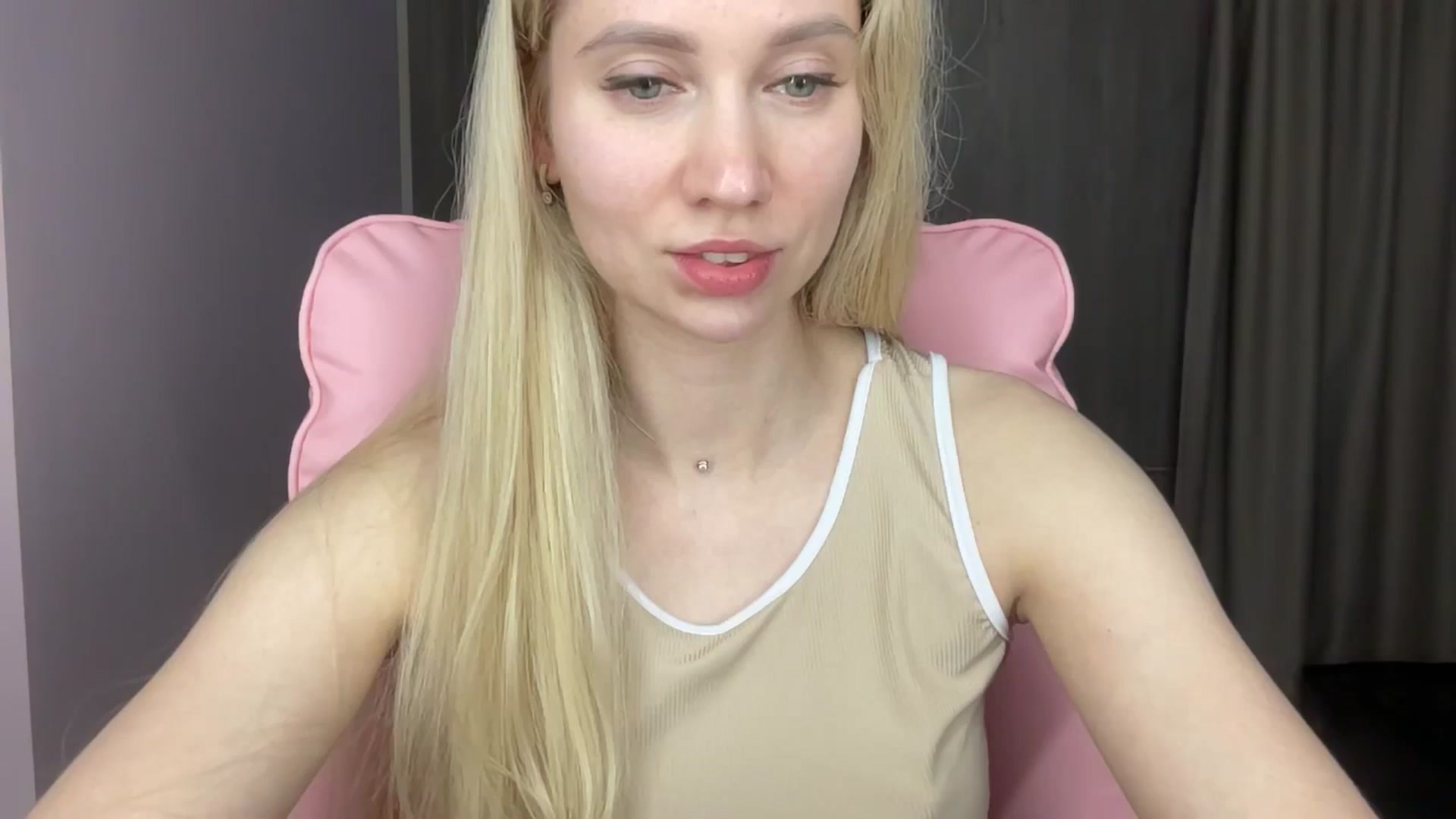 Gallery image thumbnail from Miss_Sylvia's myfreecams stream on, 06/04/2025, 20:02 image 2 of 20
