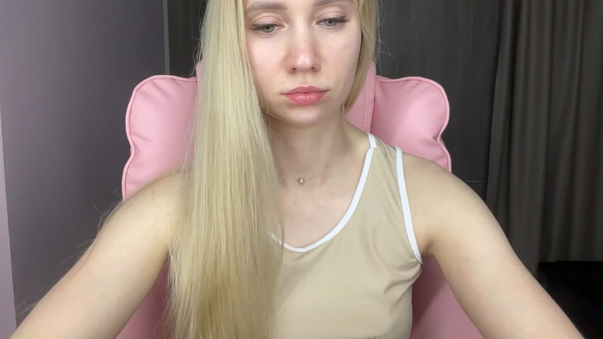 Gallery image thumbnail from Miss_Sylvia's myfreecams stream on, 06/04/2025, 20:02 image 18 of 20