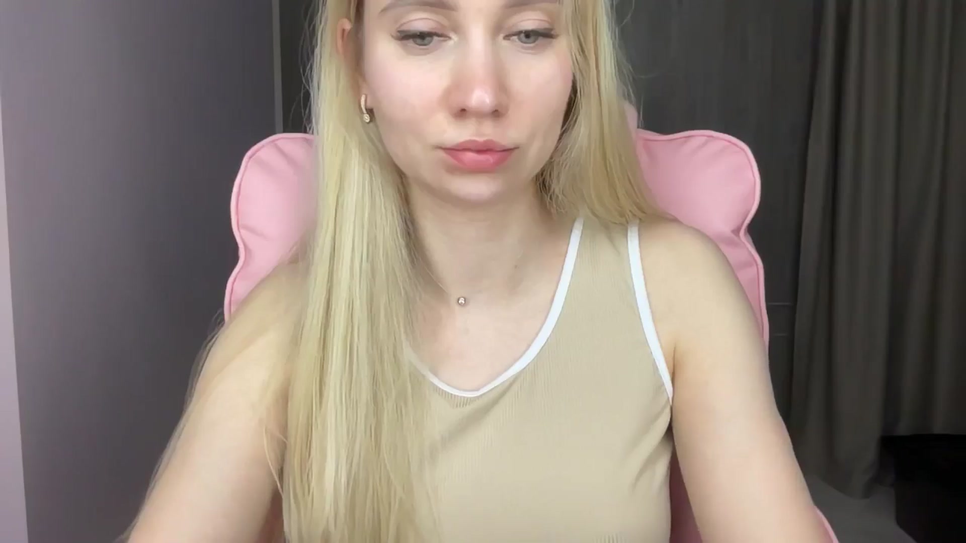 Gallery image thumbnail from Miss_Sylvia's myfreecams stream on, 06/04/2025, 20:52 image 11 of 20