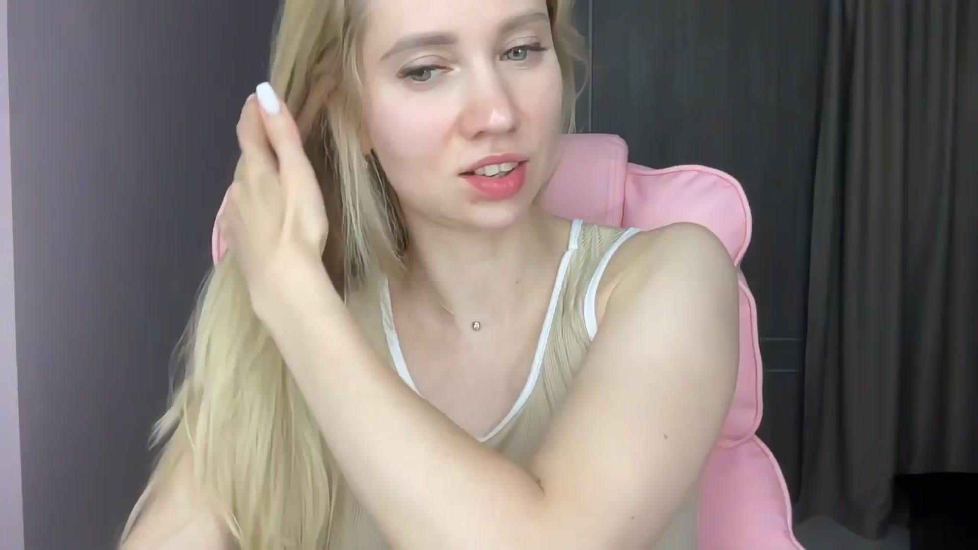 Gallery image thumbnail from Miss_Sylvia's myfreecams stream on, 06/04/2025, 20:52 image 1 of 20