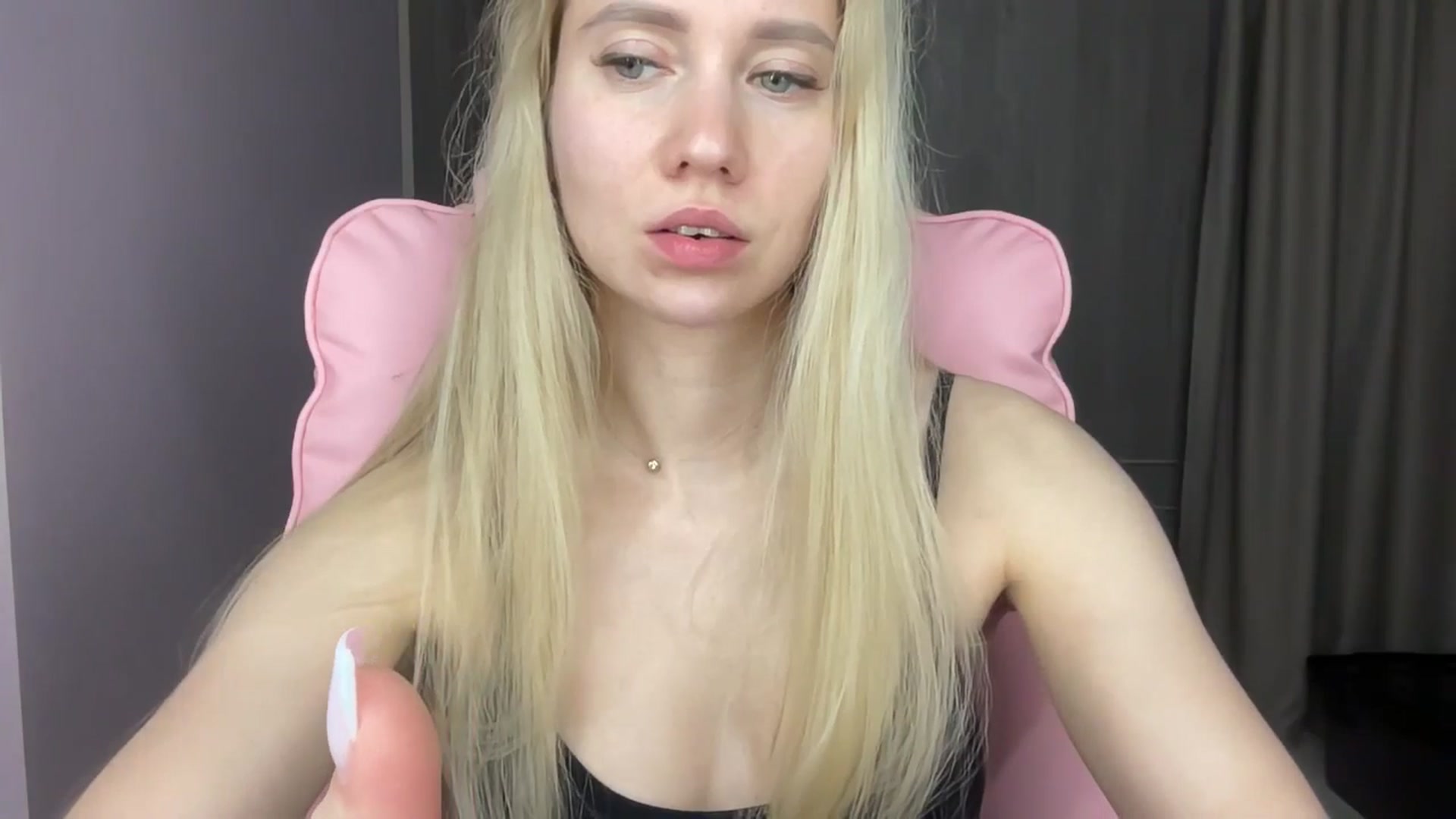 Gallery image thumbnail from Miss_Sylvia's myfreecams stream on, 06/05/2025, 20:39 image 4 of 20