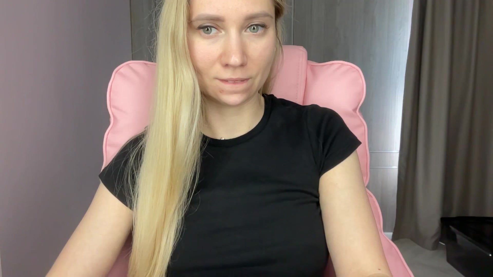 Gallery image thumbnail from Miss_Sylvia's myfreecams stream on, 06/06/2025, 13:46 image 9 of 20