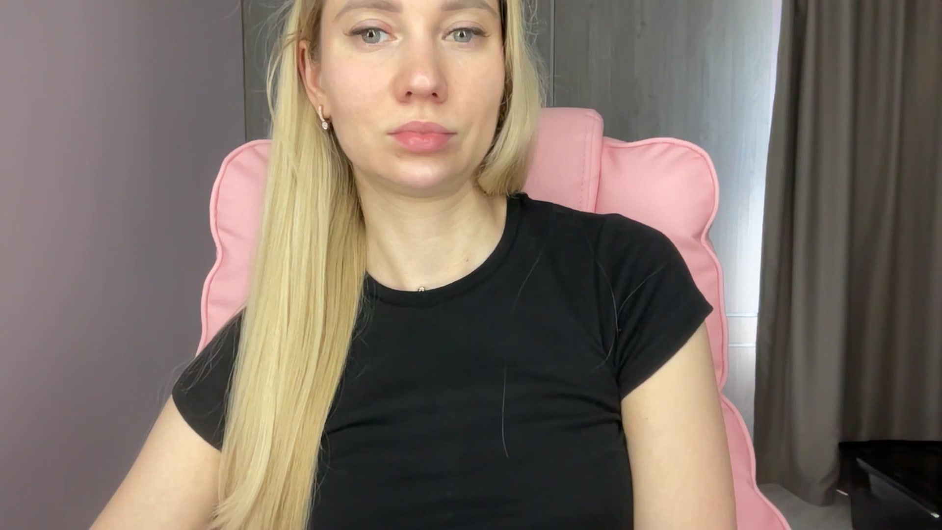 Gallery image thumbnail from Miss_Sylvia's myfreecams stream on, 06/06/2025, 13:46 image 4 of 20