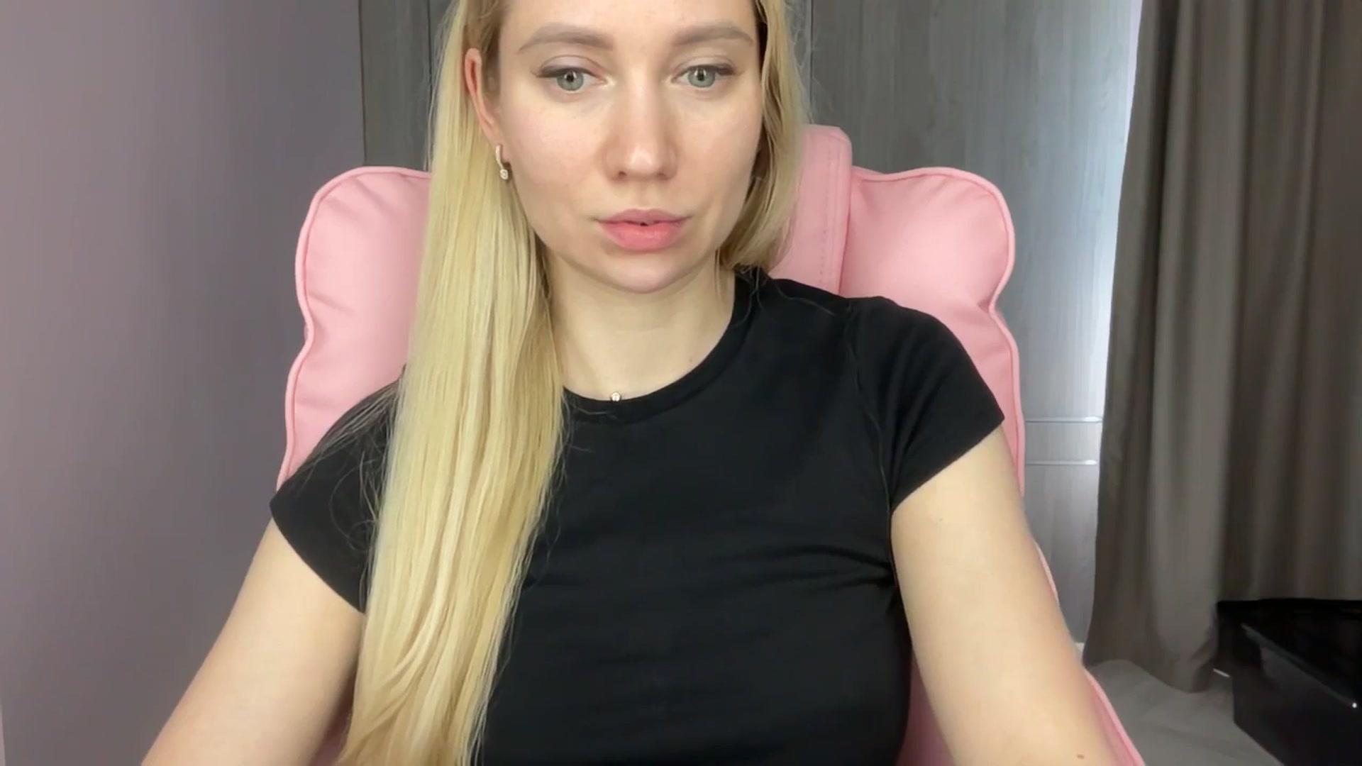 Gallery image thumbnail from Miss_Sylvia's myfreecams stream on, 06/06/2025, 13:46 image 11 of 20