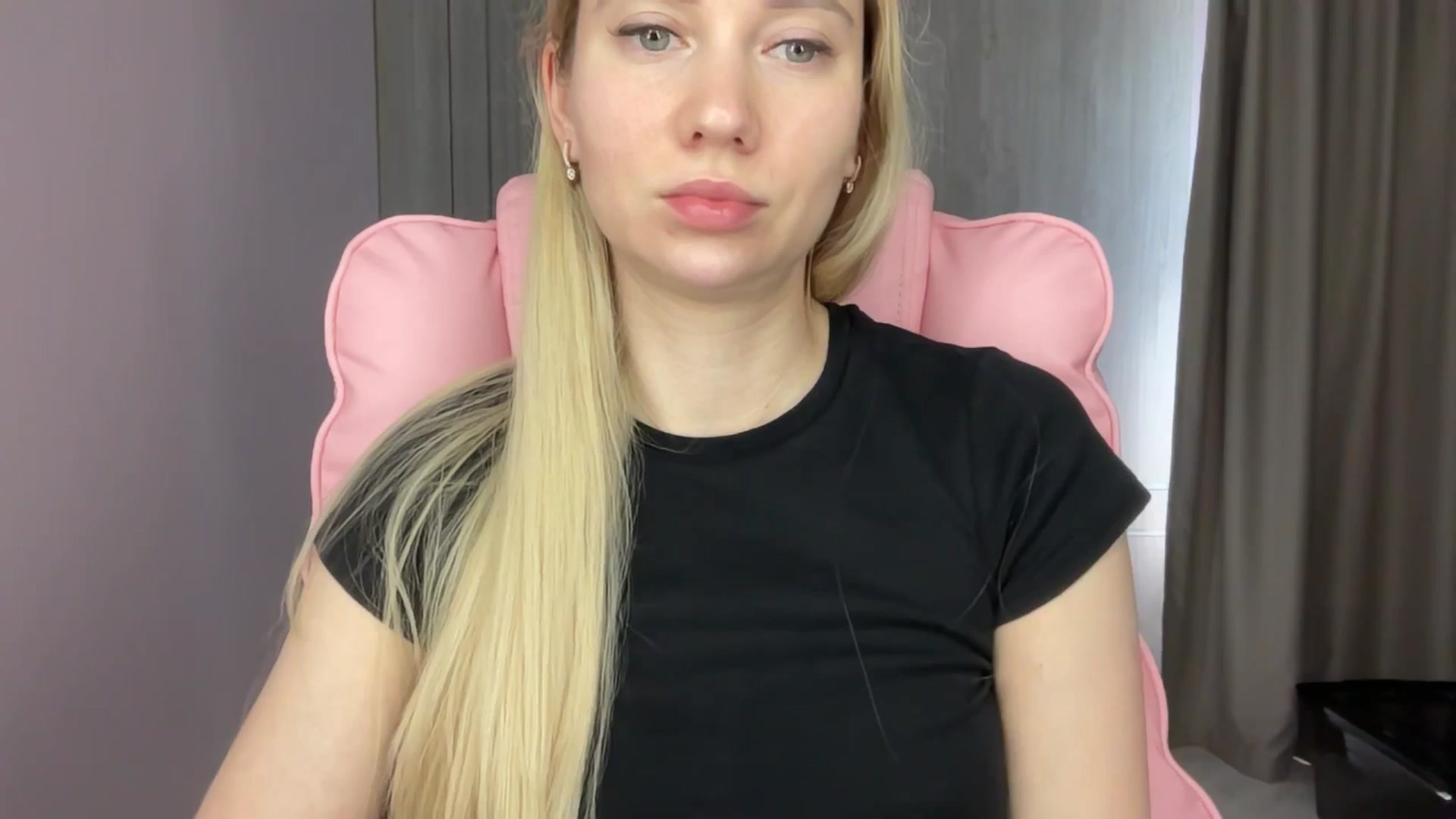 Gallery image thumbnail from Miss_Sylvia's myfreecams stream on, 06/06/2025, 13:46 image 3 of 20