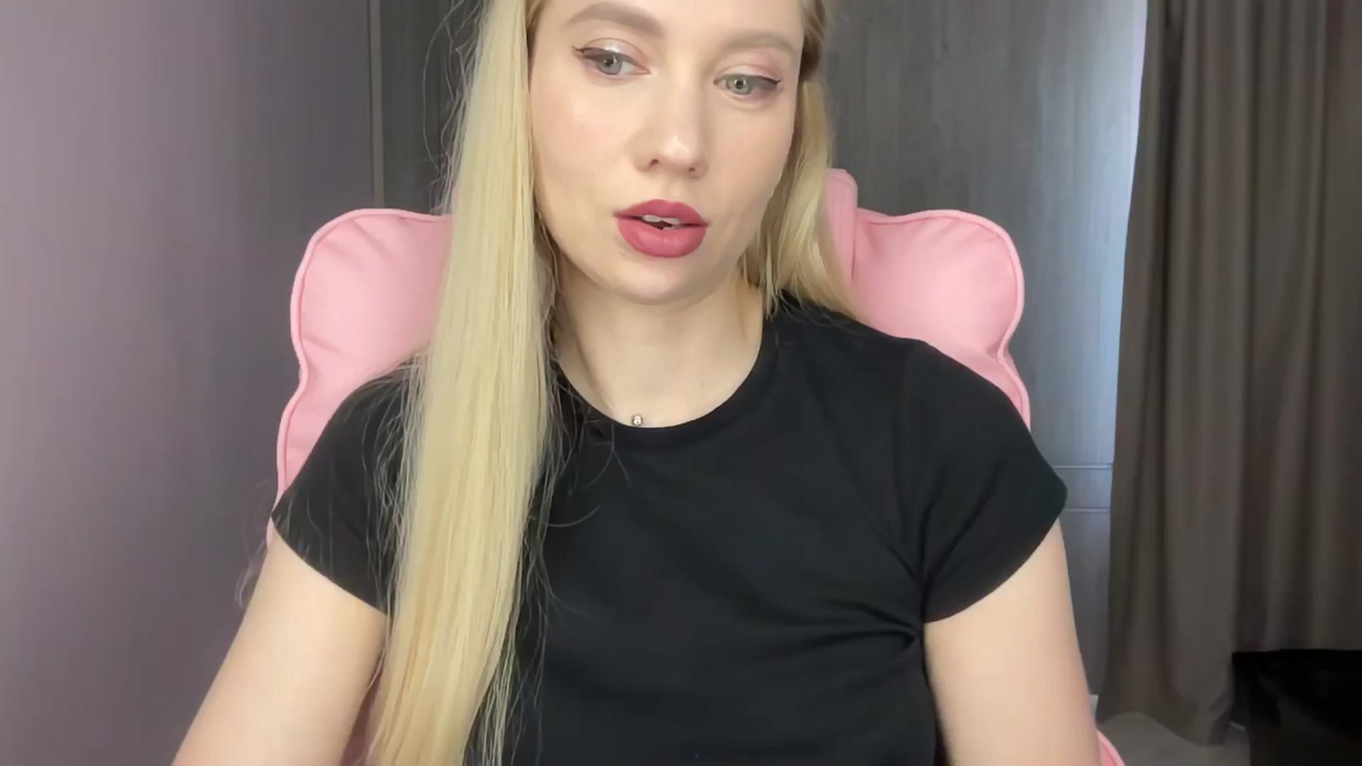 Gallery image thumbnail from Miss_Sylvia's myfreecams stream on, 06/06/2025, 14:24 image 15 of 20