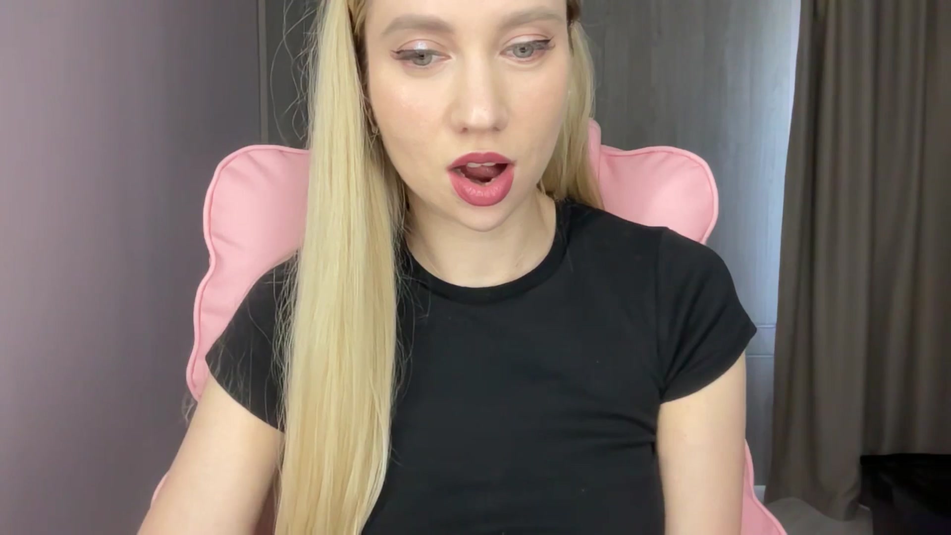 Gallery image thumbnail from Miss_Sylvia's myfreecams stream on, 06/06/2025, 14:24 image 13 of 20