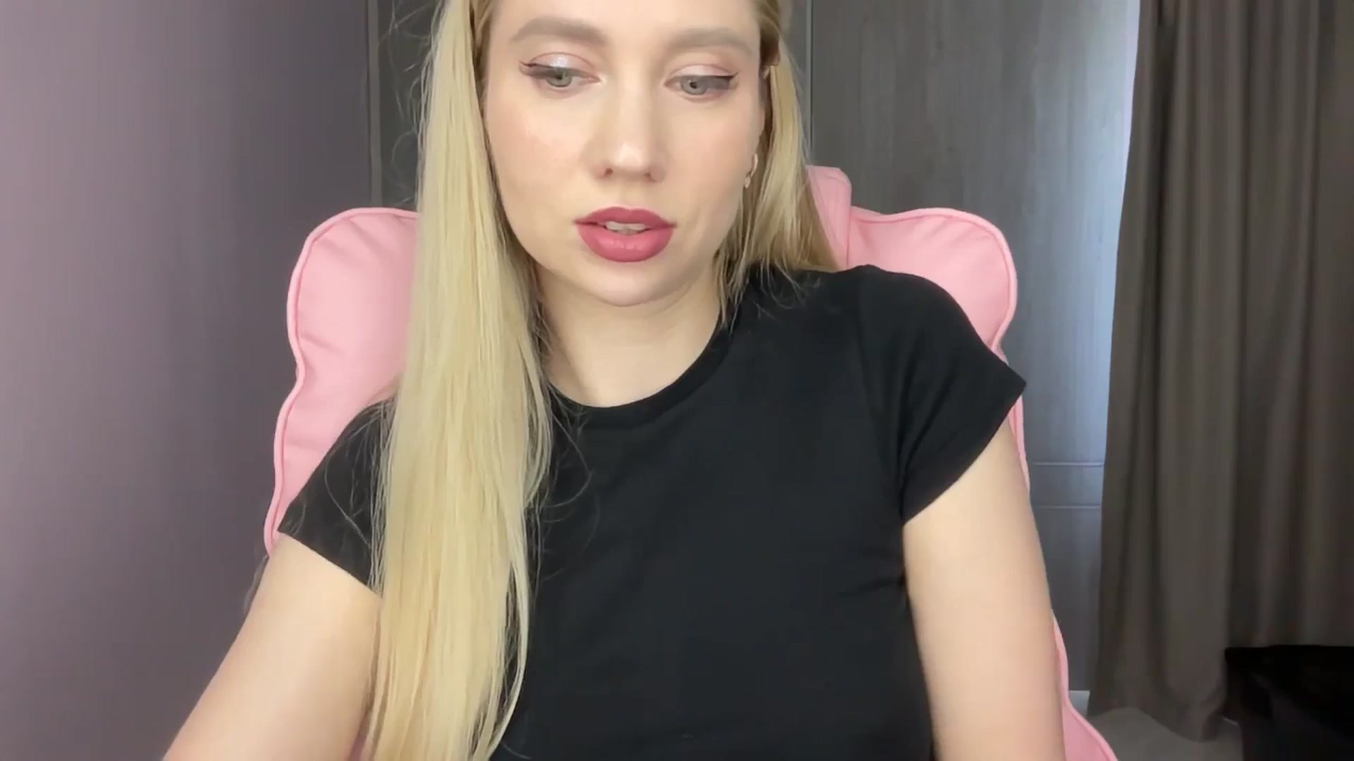 Gallery image thumbnail from Miss_Sylvia's myfreecams stream on, 06/06/2025, 14:24 image 17 of 20