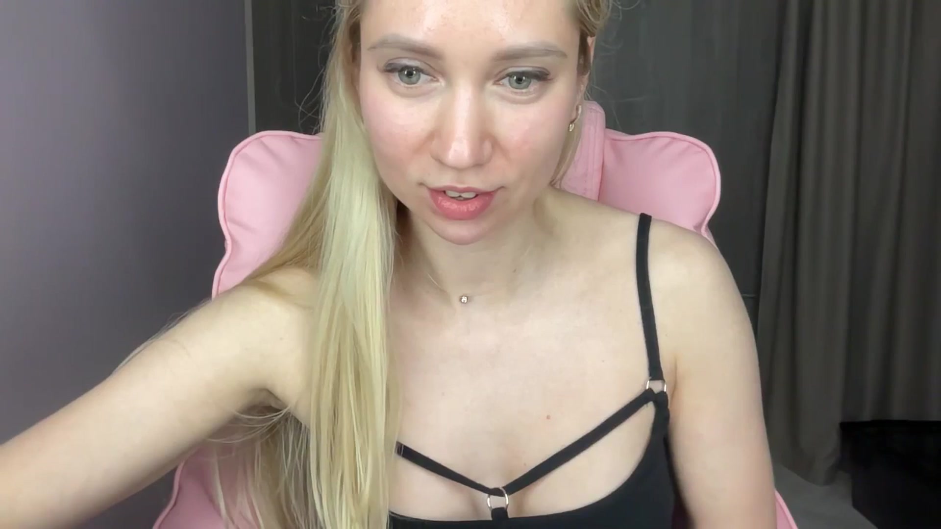 Gallery image thumbnail from Miss_Sylvia's myfreecams stream on, 06/07/2025, 19:15 image 20 of 20