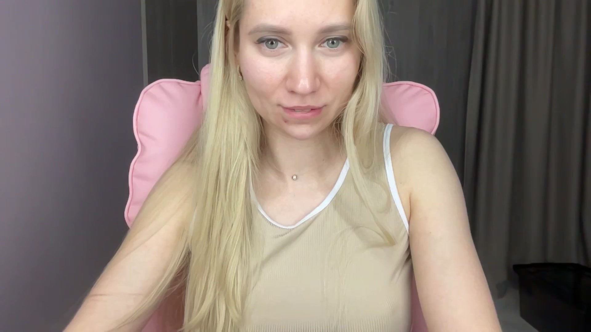 Gallery image thumbnail from Miss_Sylvia's myfreecams stream on, 06/08/2025, 18:44 image 4 of 20