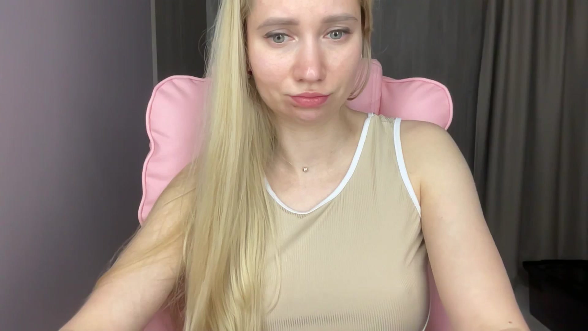 Gallery image thumbnail from Miss_Sylvia's myfreecams stream on, 06/08/2025, 19:04 image 2 of 20