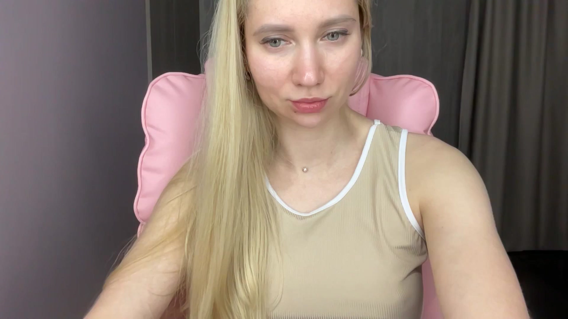 Gallery image thumbnail from Miss_Sylvia's myfreecams stream on, 06/08/2025, 19:04 image 1 of 20